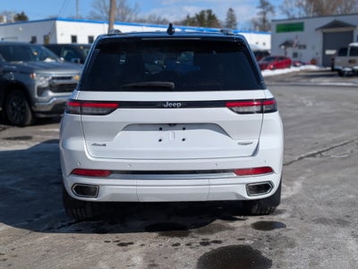 2022 Jeep Grand Cherokee Summit