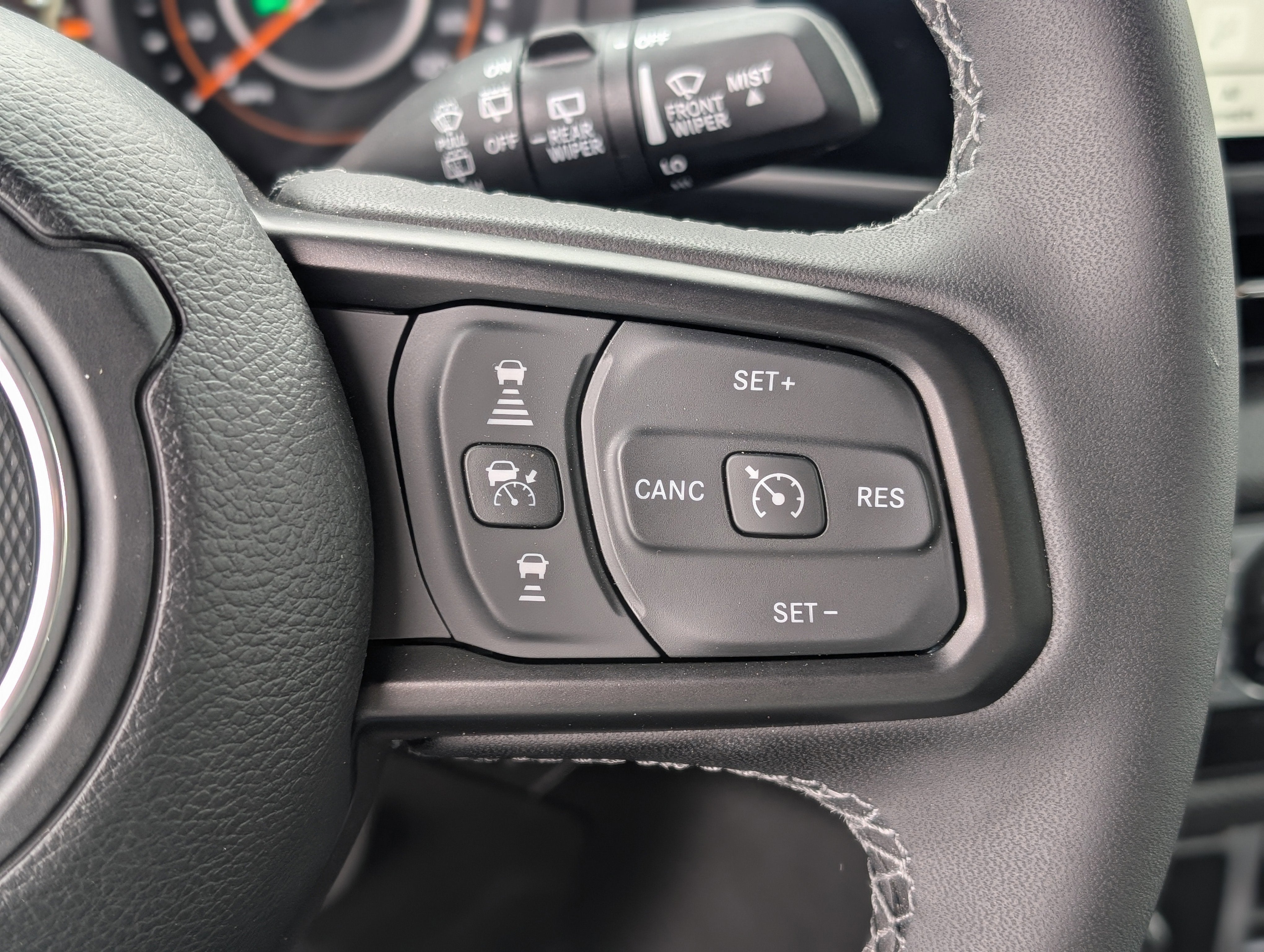 2025 Jeep Wrangler 4-Door Willys 4x4