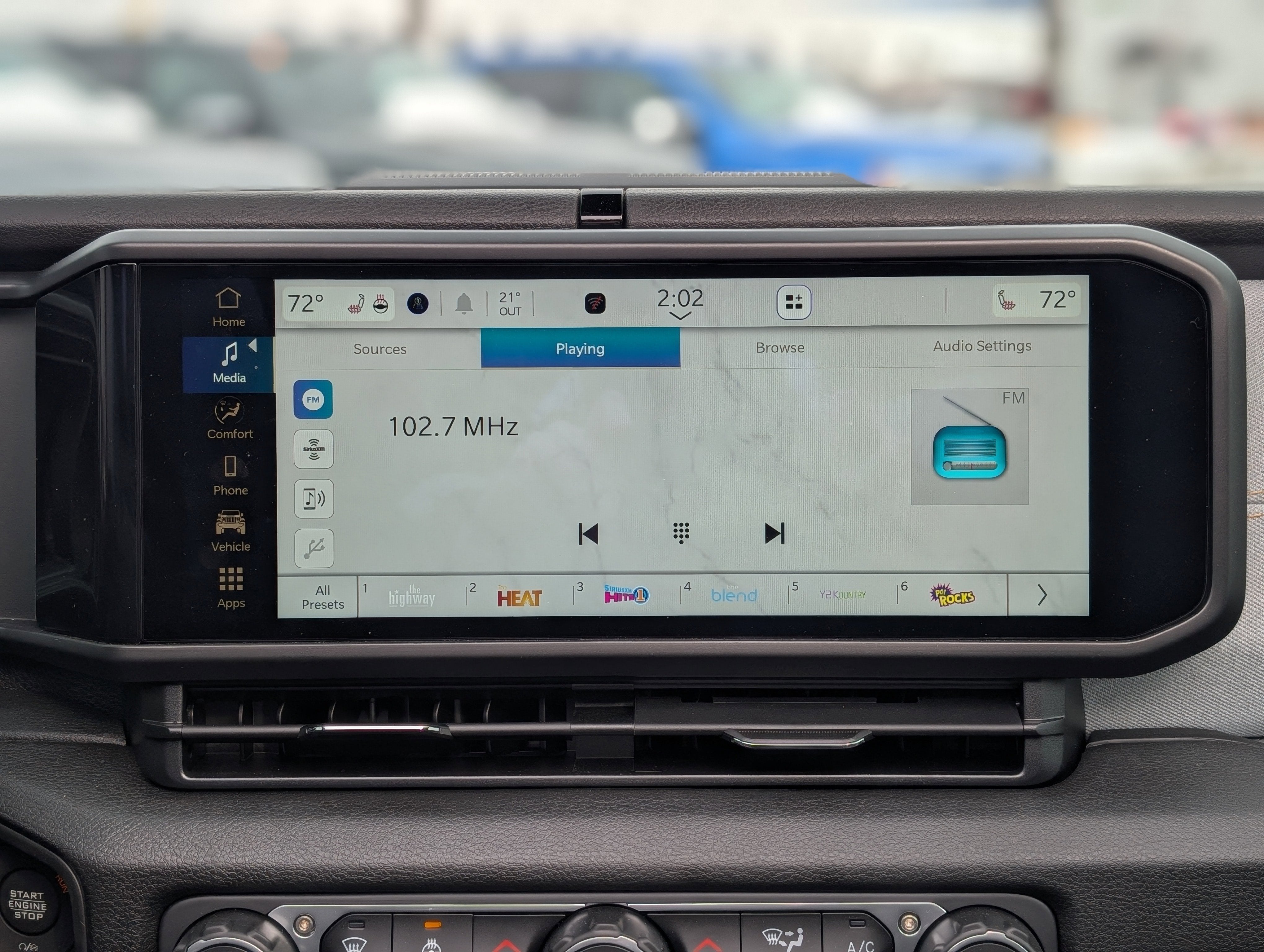 2025 Jeep Wrangler 4-Door Willys 4x4