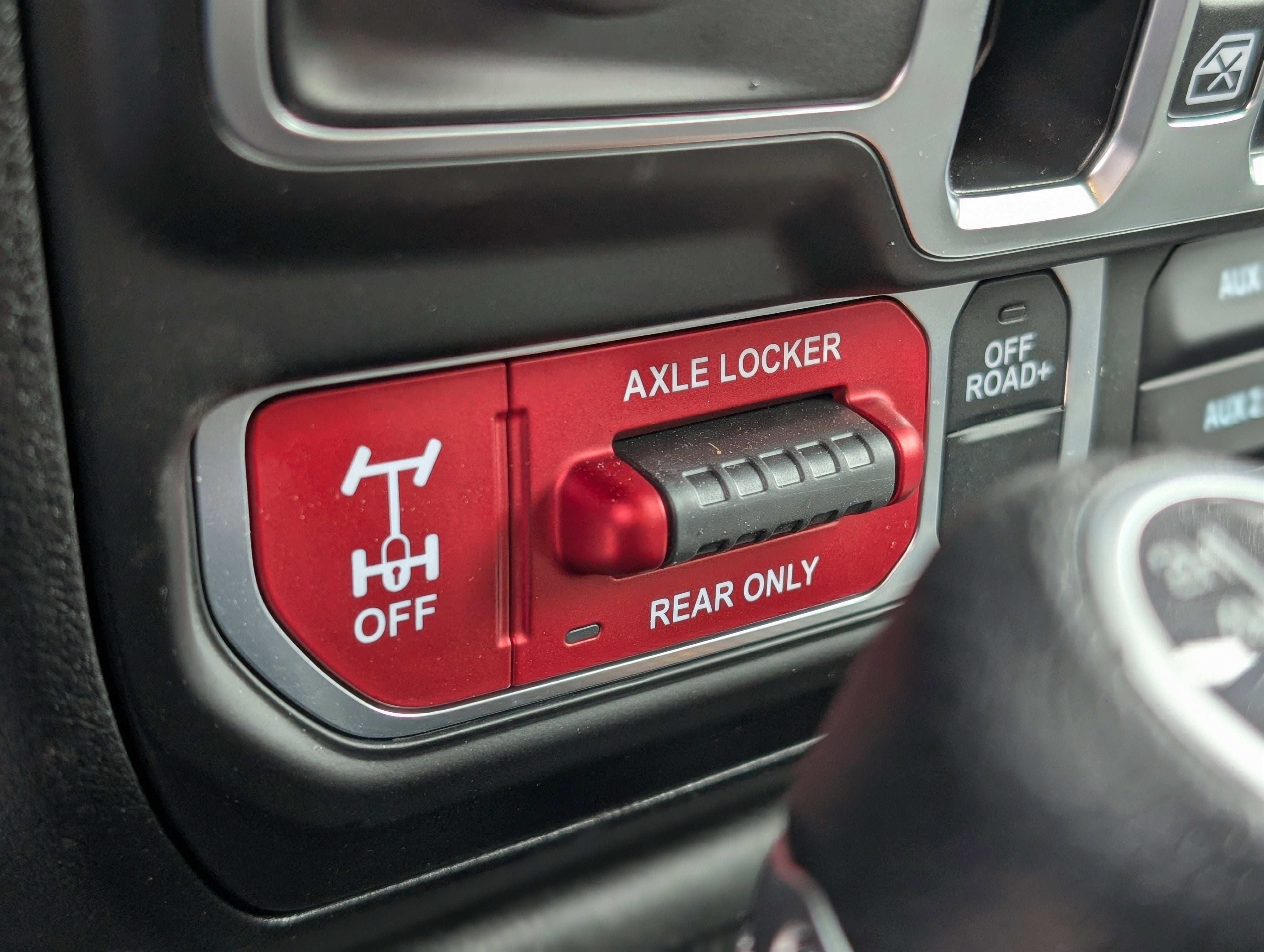 2025 Jeep Wrangler 4-Door Willys 4x4