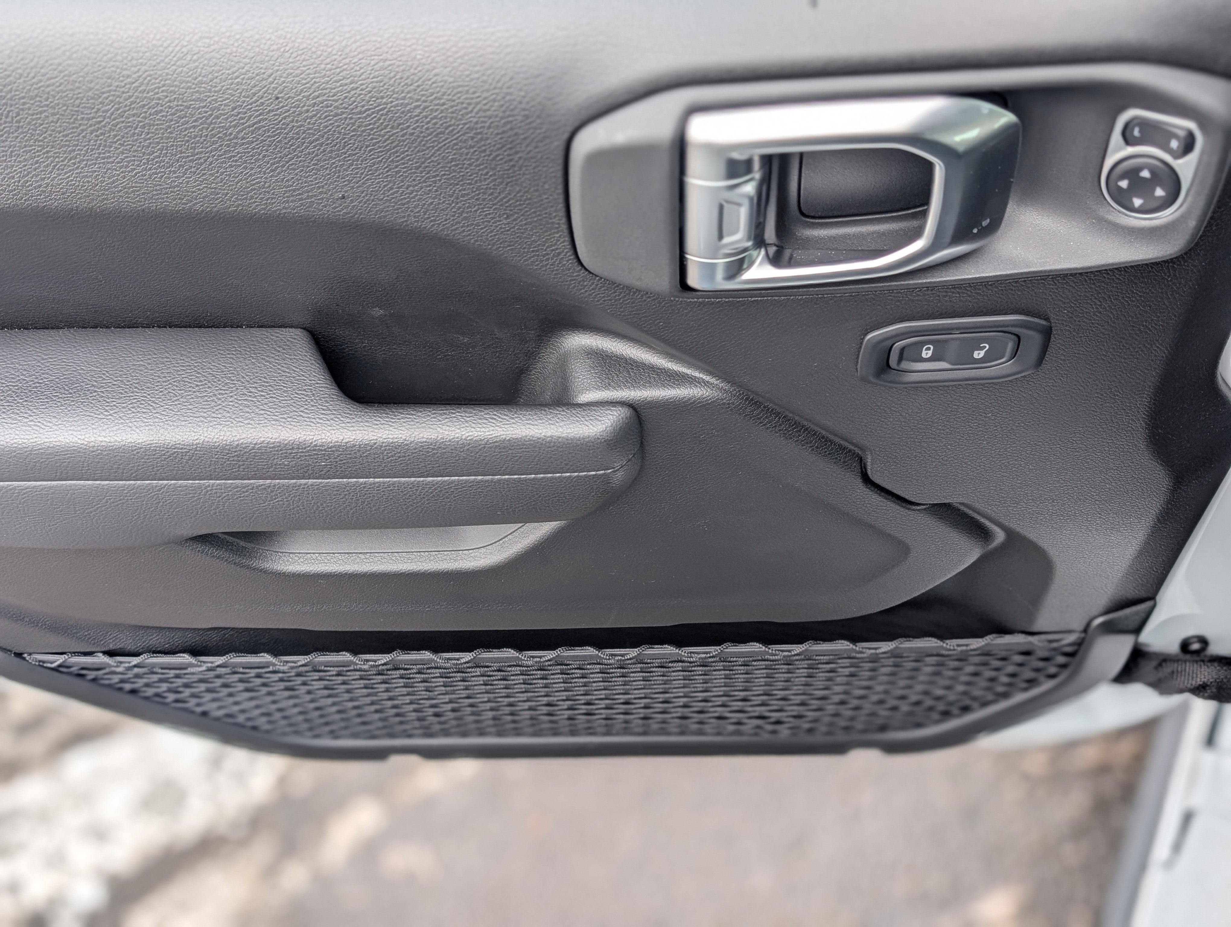 2025 Jeep Wrangler 4-Door Willys 4x4