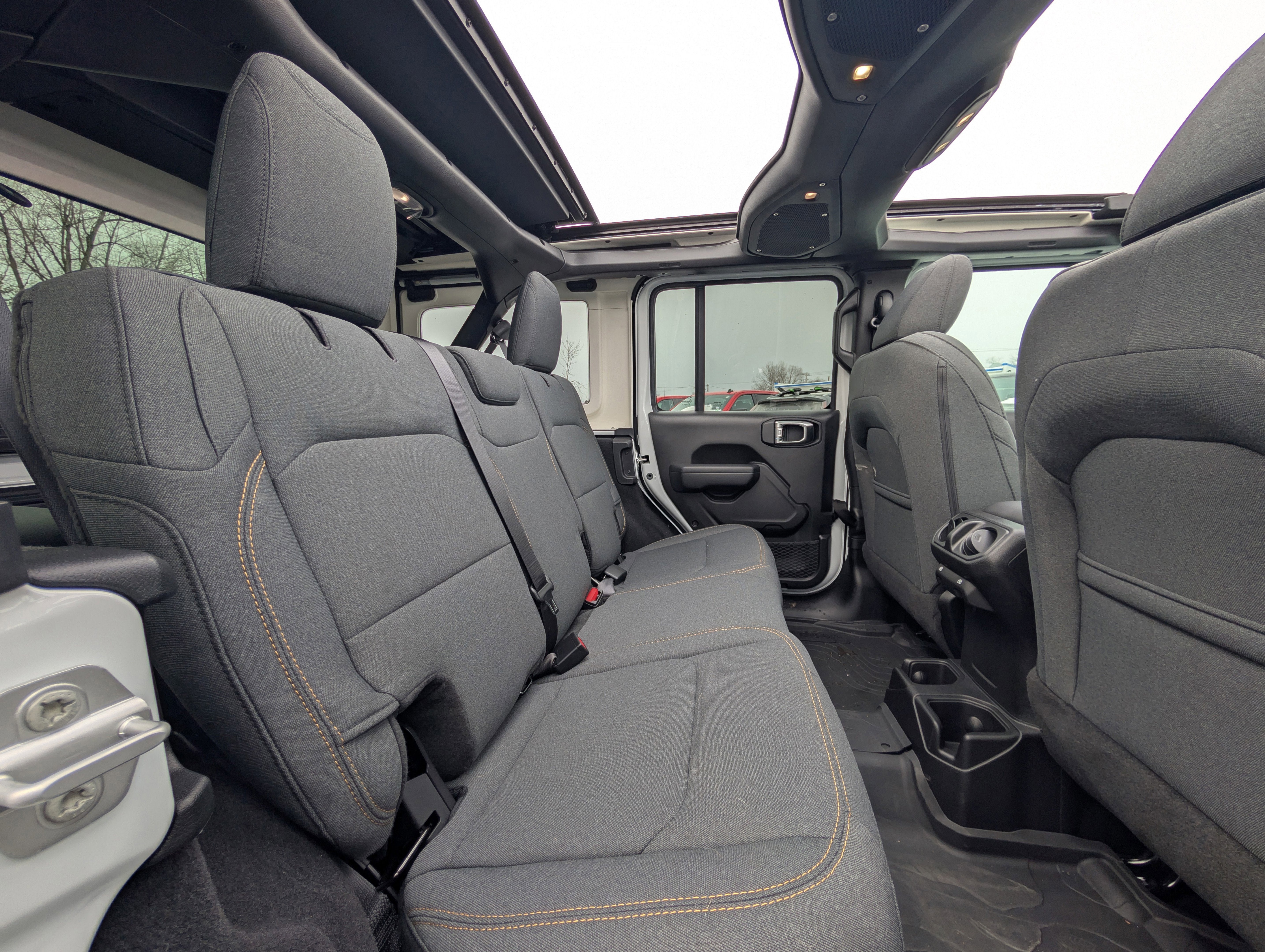 2025 Jeep Wrangler 4-Door Willys 4x4