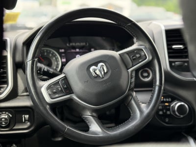 2022 RAM 1500 Big Horn Crew Cab 4x4 5'7" Box