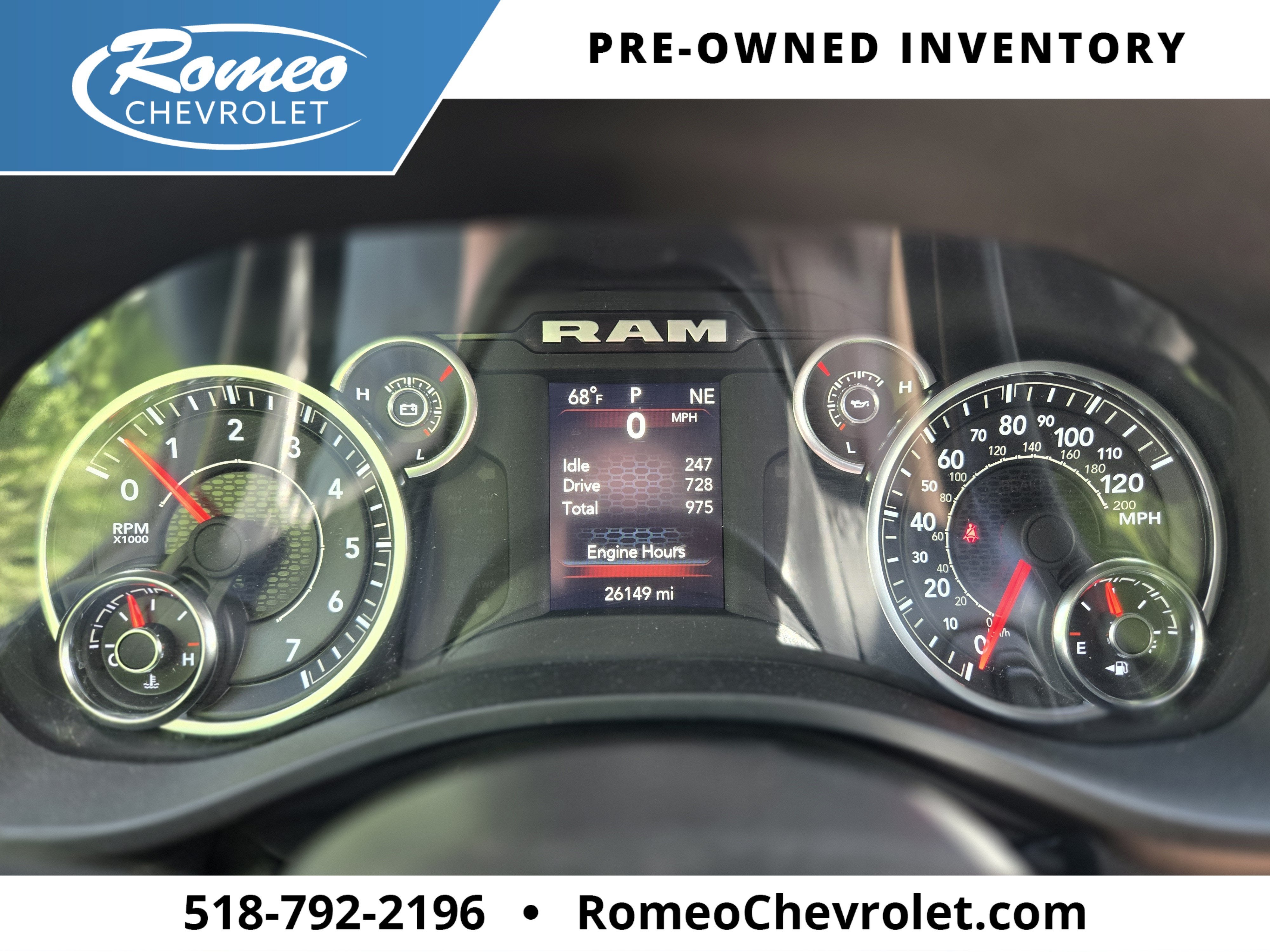 2023 RAM 1500 Big Horn Crew Cab 4x4 5'7" Box