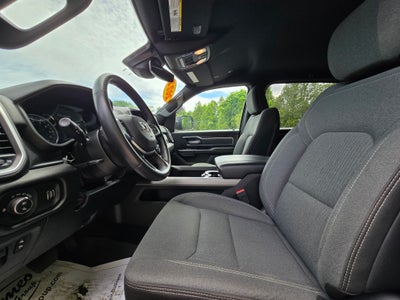 2022 RAM 1500 Big Horn Crew Cab 4x4 5'7" Box