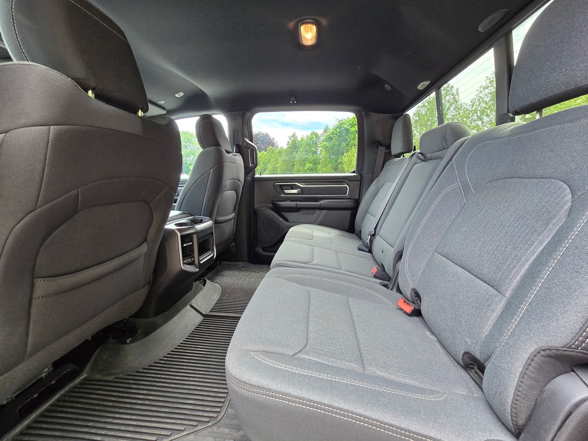 2022 RAM 1500 Big Horn Crew Cab 4x4 5'7" Box