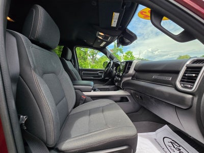 2022 RAM 1500 Big Horn Crew Cab 4x4 5'7" Box