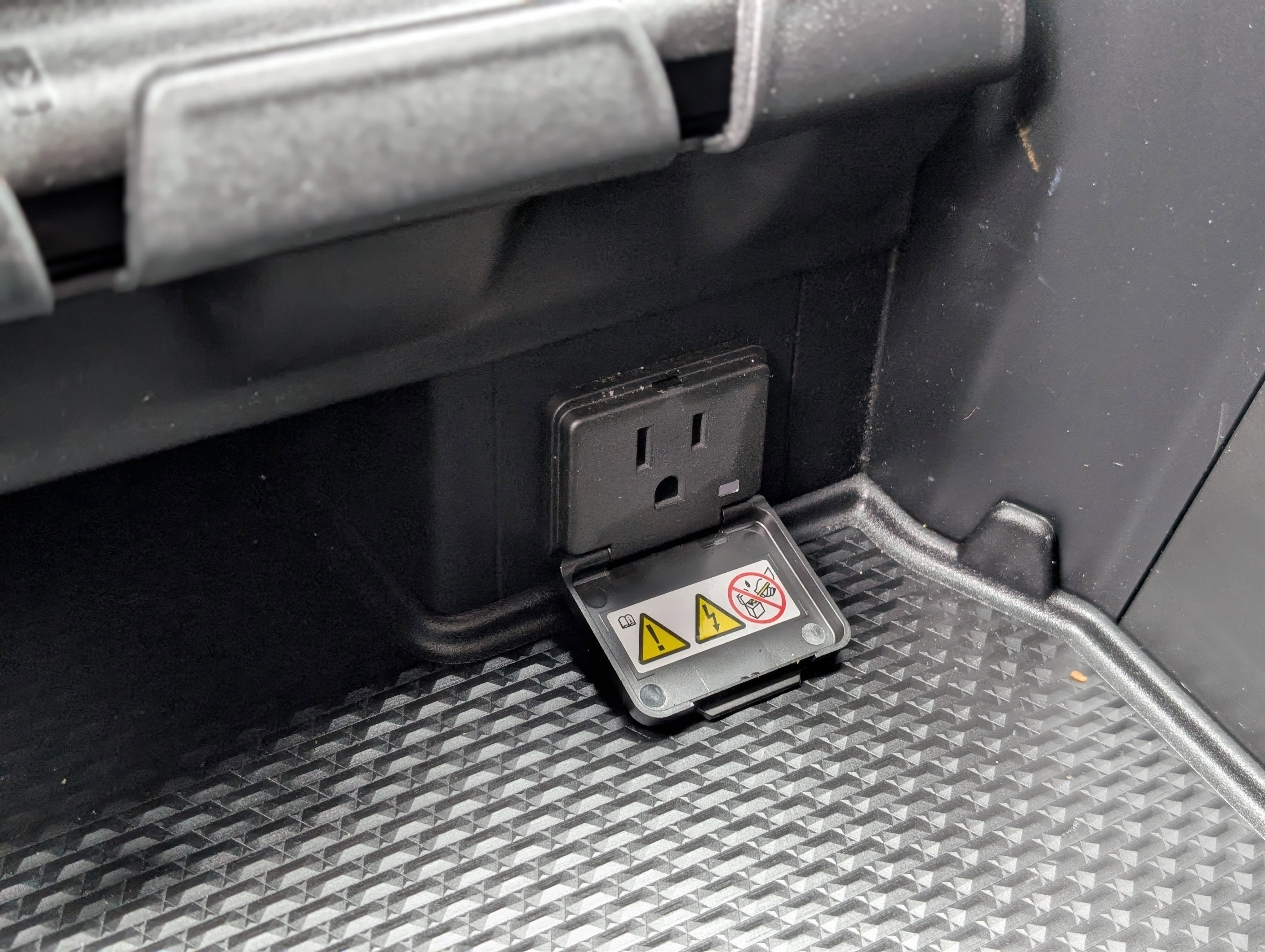 2022 RAM 1500 Big Horn Crew Cab 4x4 6'4" Box