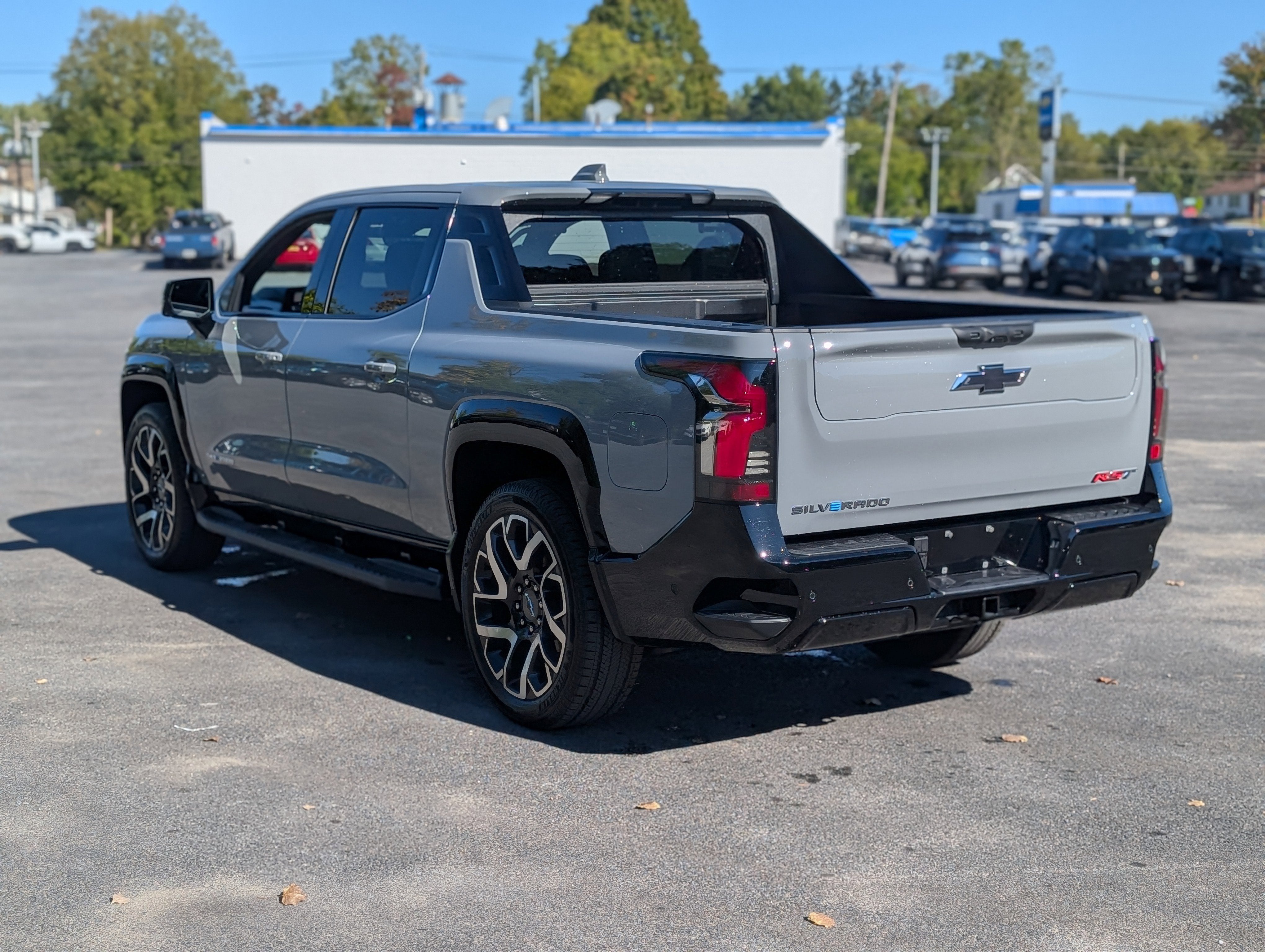 2025 Chevrolet Silverado EV RST - Max Range