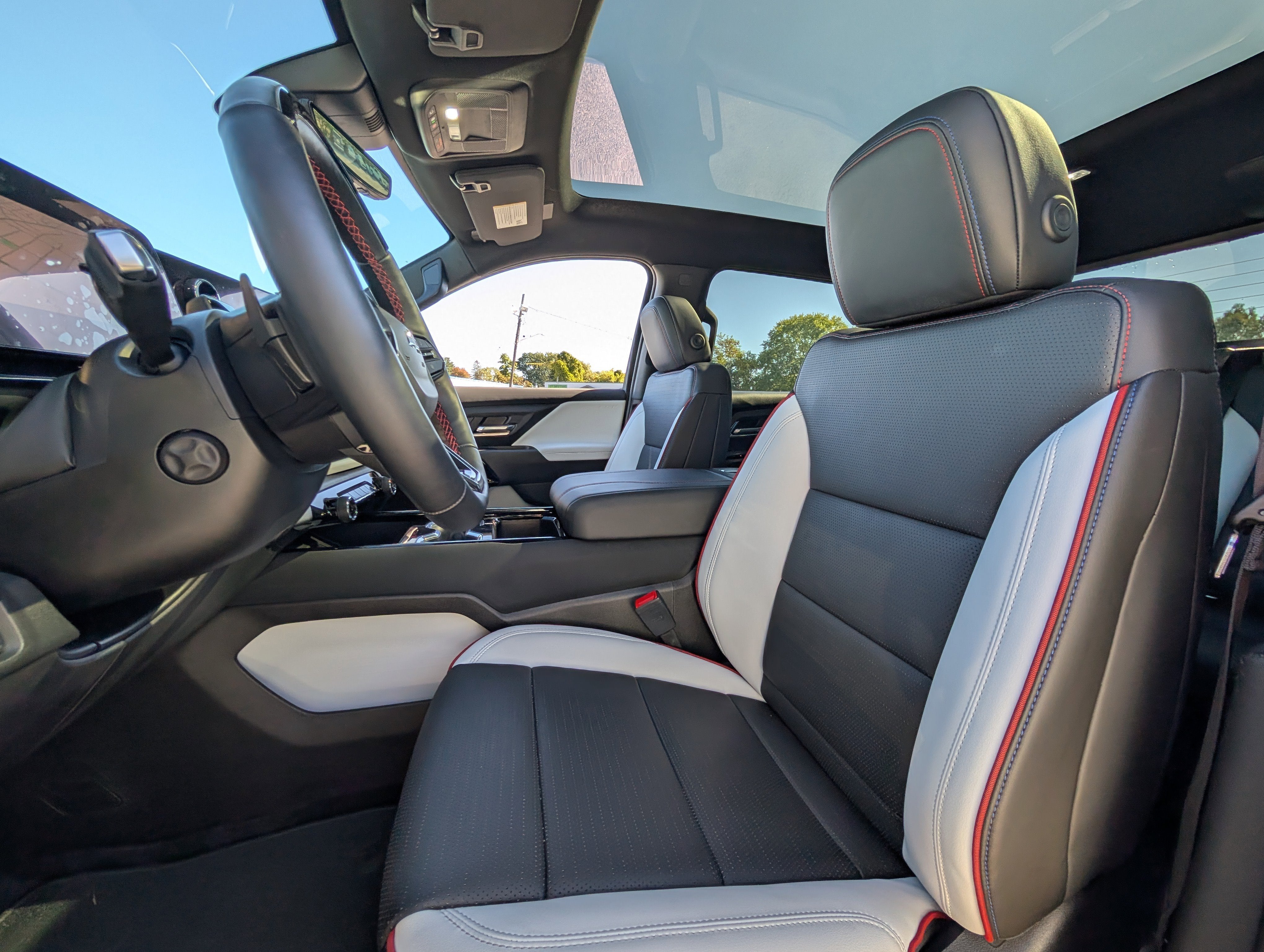 2025 Chevrolet Silverado EV RST - Max Range