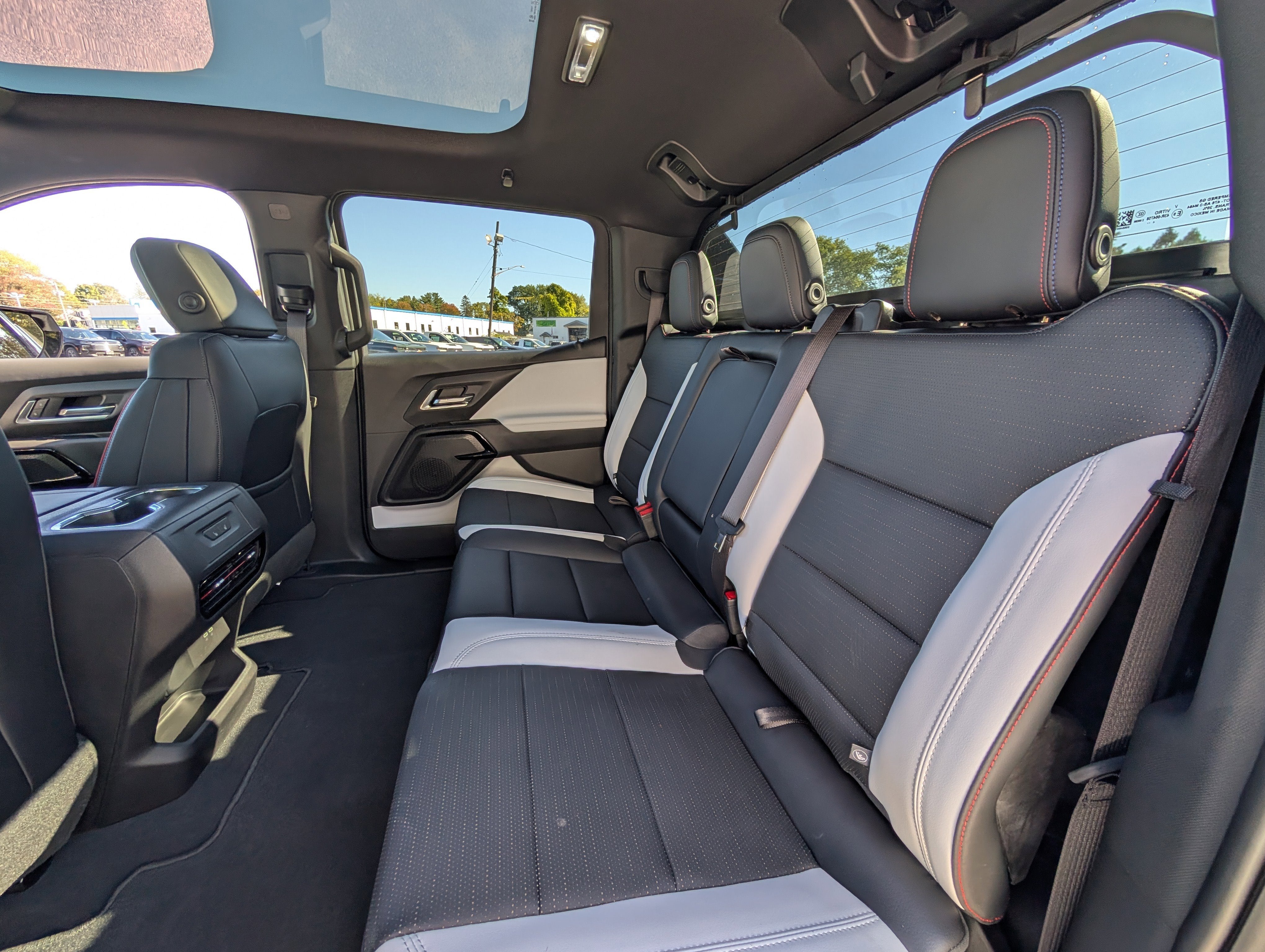 2025 Chevrolet Silverado EV RST - Max Range