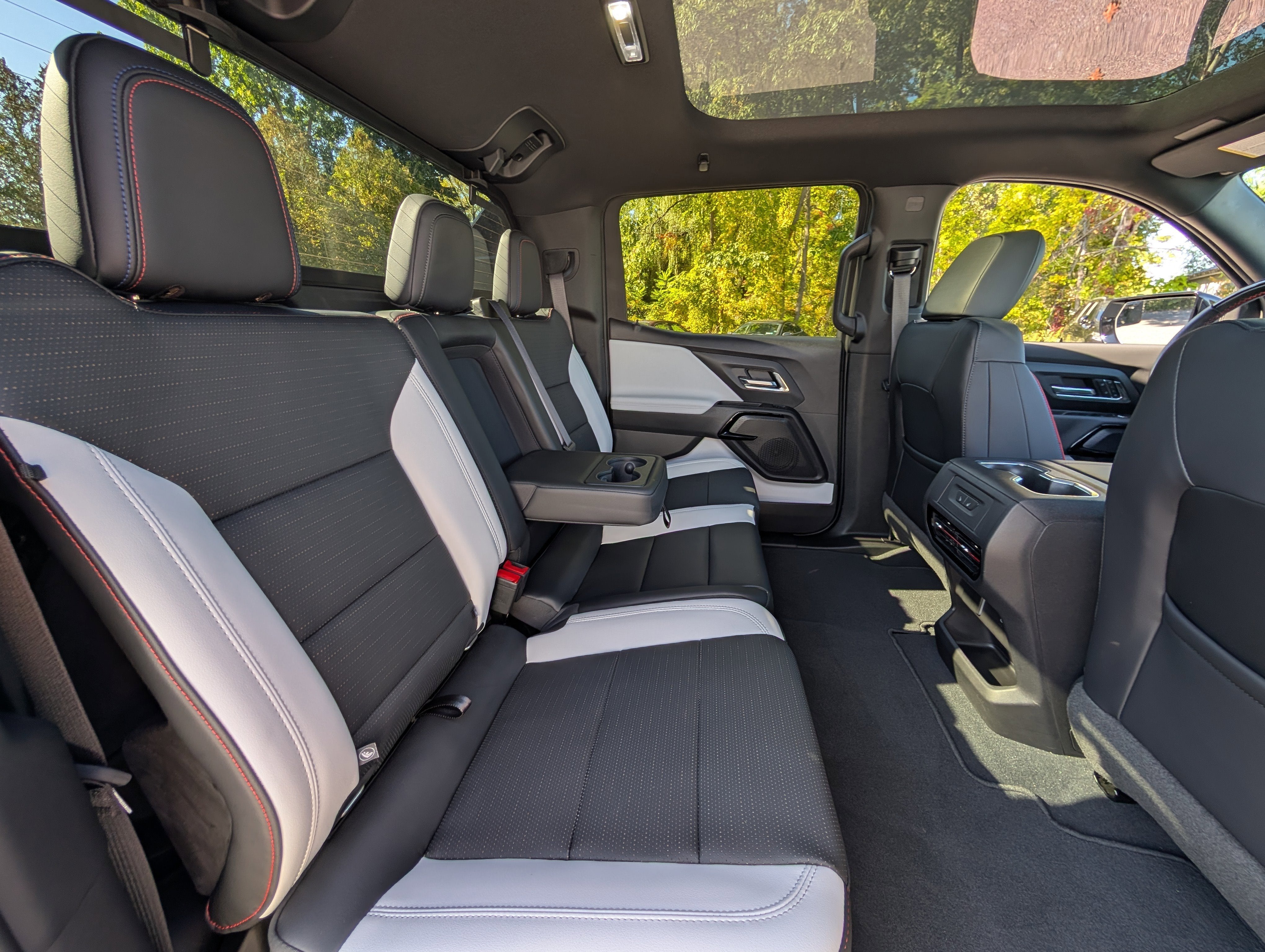 2025 Chevrolet Silverado EV RST - Max Range