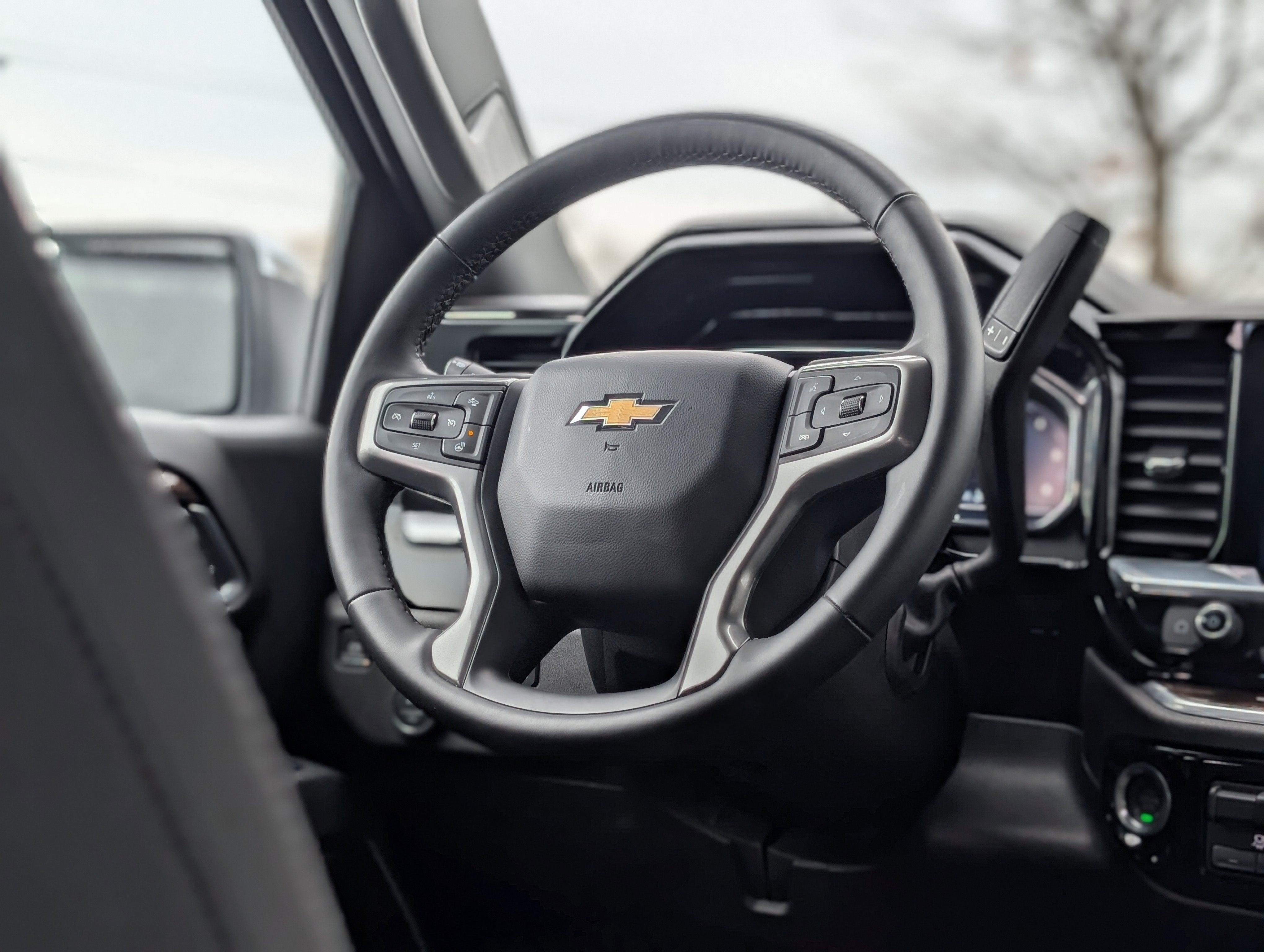 2025 Chevrolet Silverado 1500 LT (2FL)
