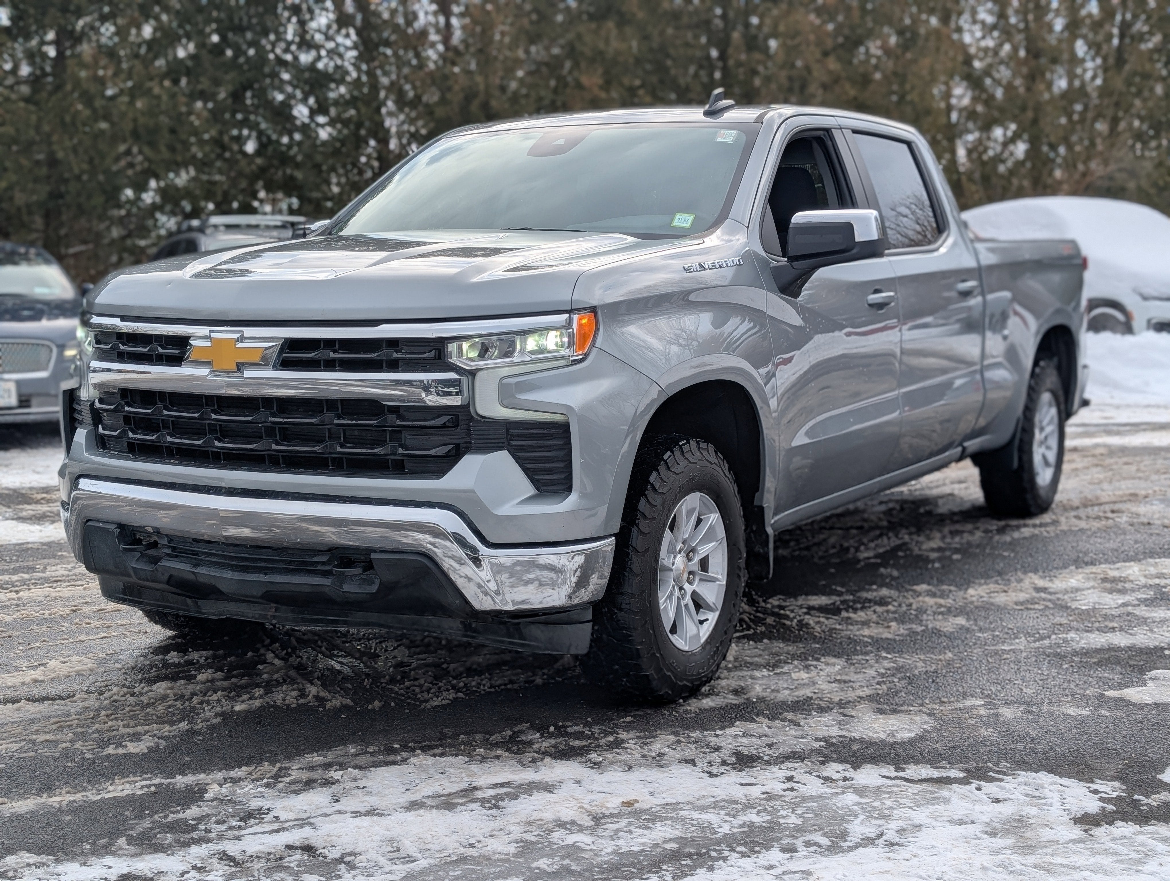 2025 Chevrolet Silverado 1500 LT