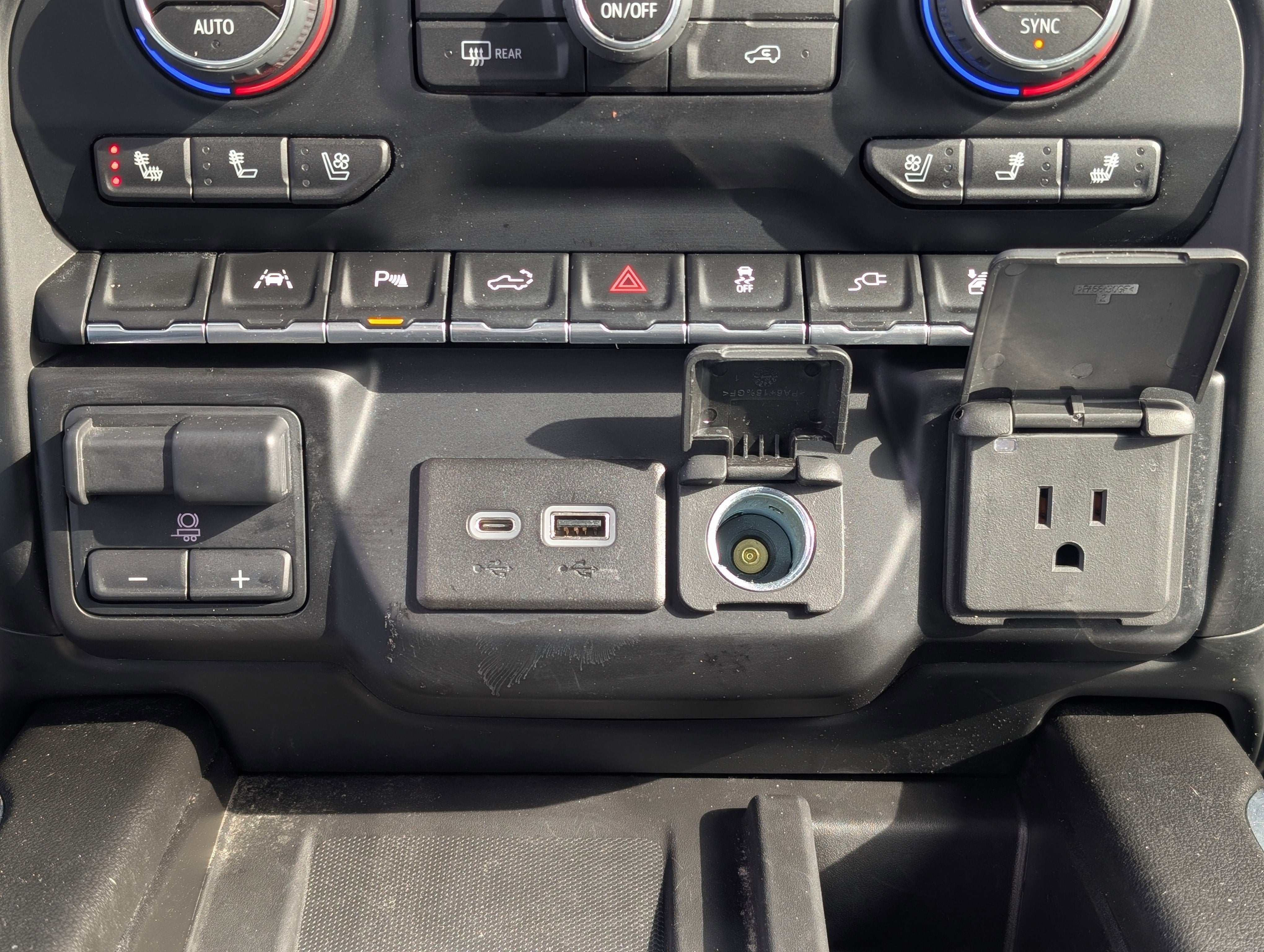 2022 Chevrolet Silverado 1500 LTD High Country