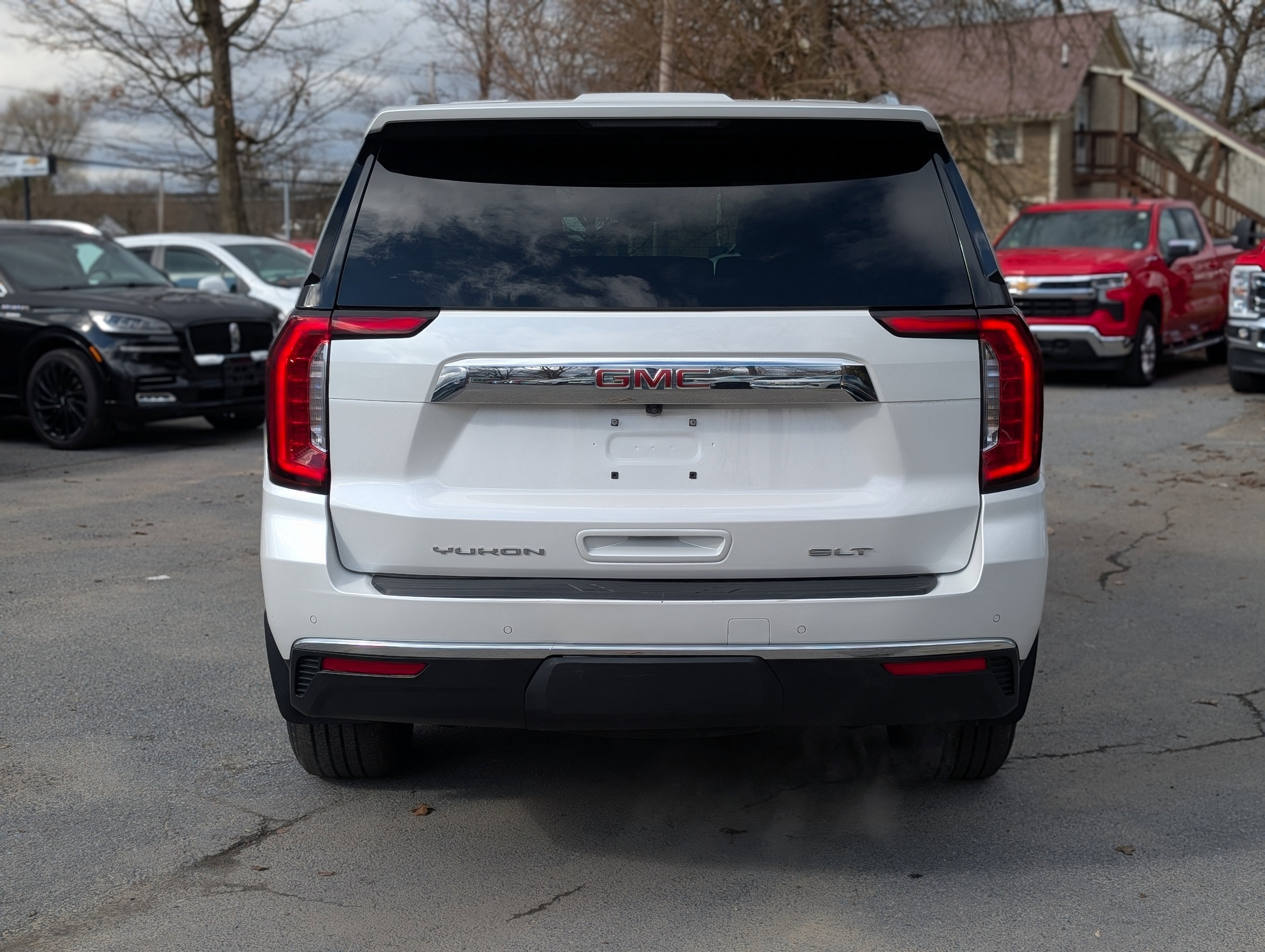 2022 GMC Yukon SLT