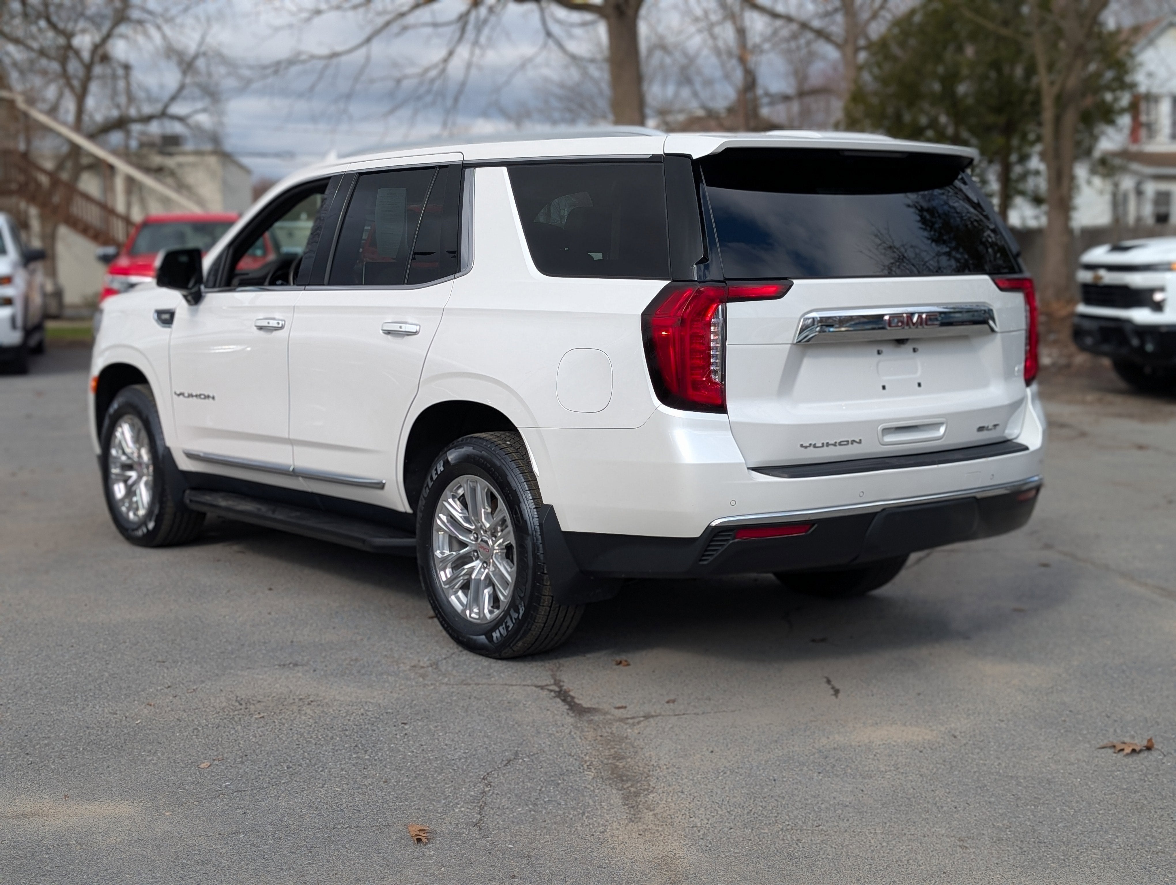 2022 GMC Yukon SLT
