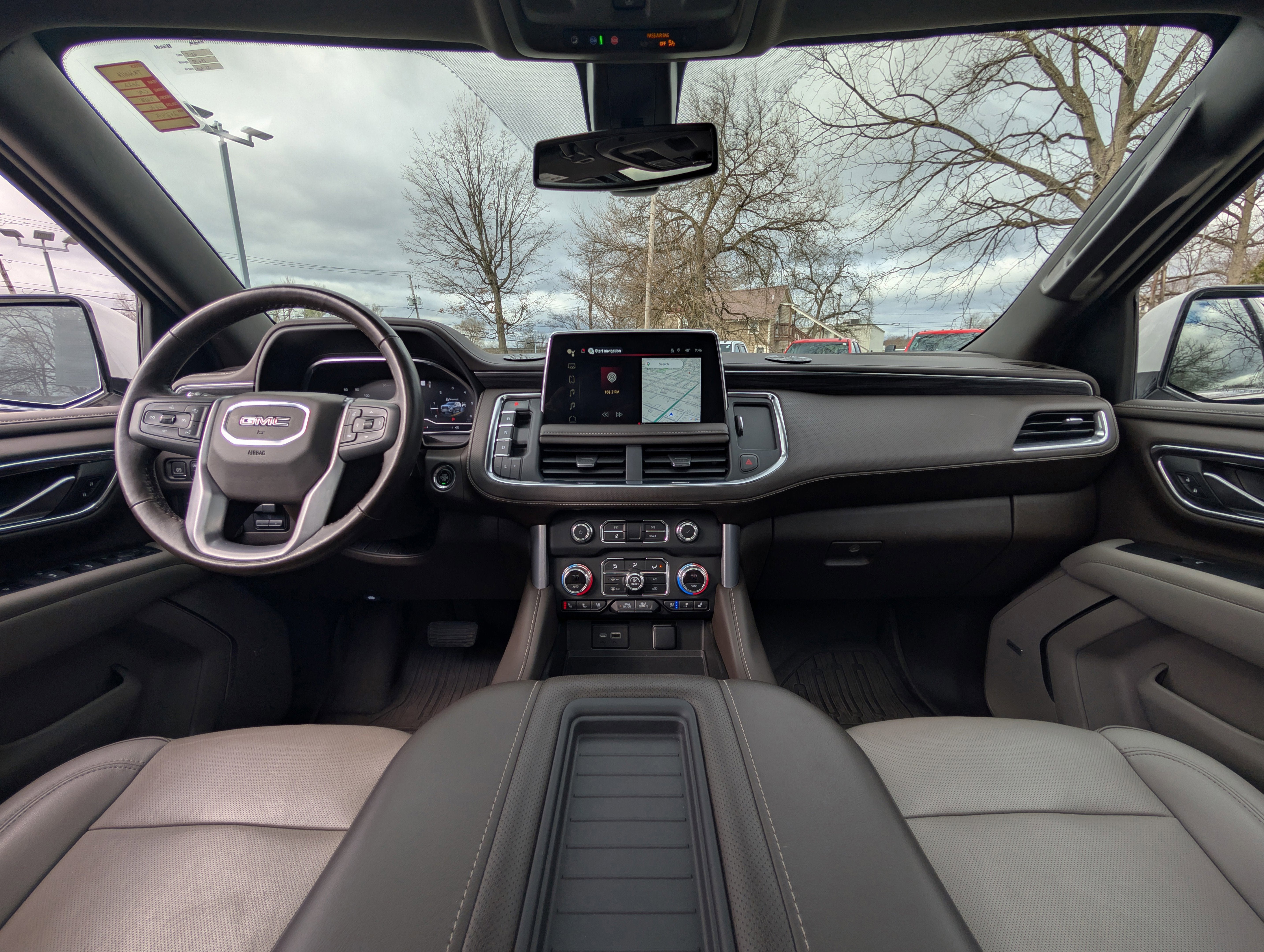 2022 GMC Yukon SLT
