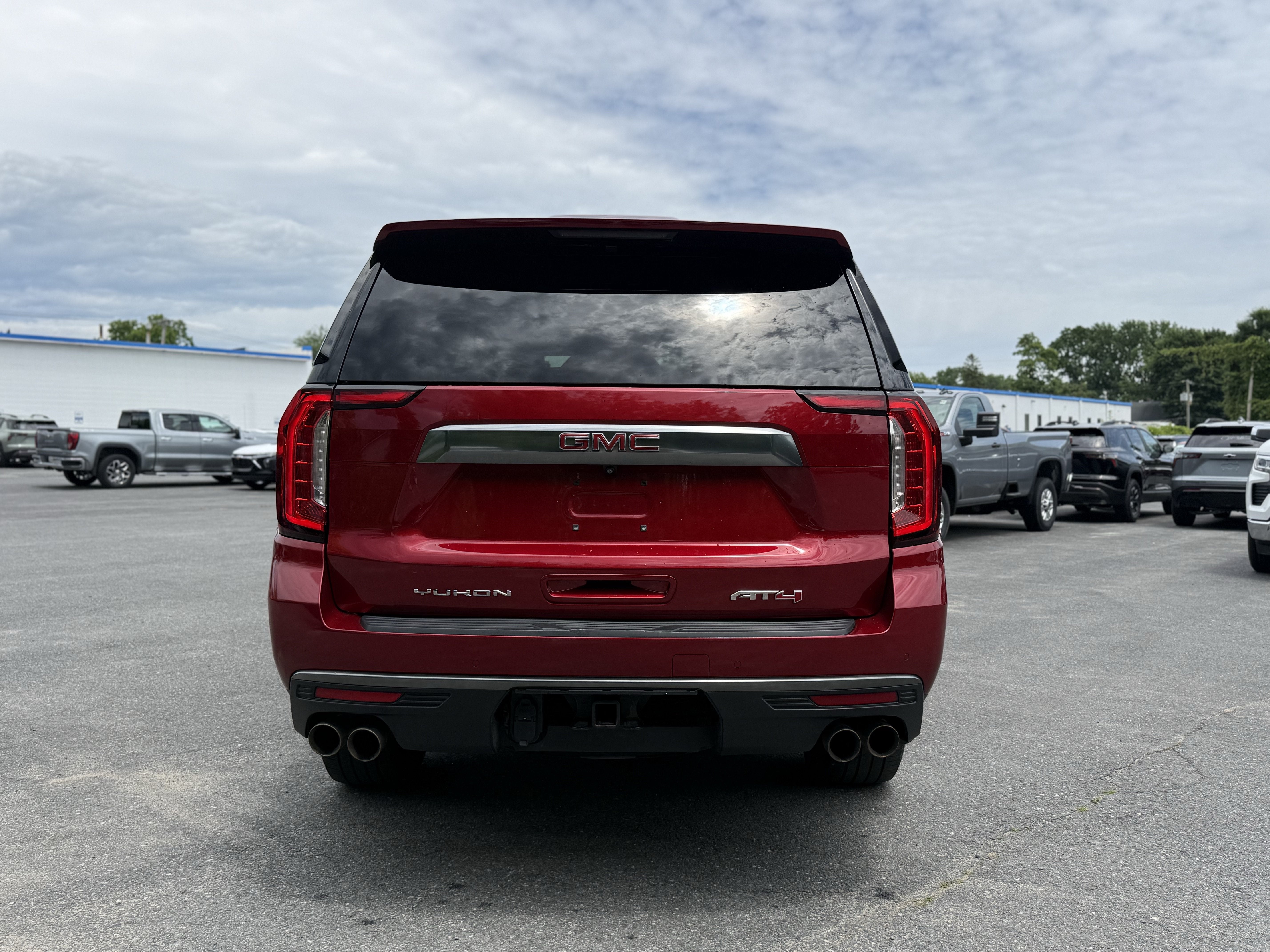 2022 GMC Yukon XL AT4