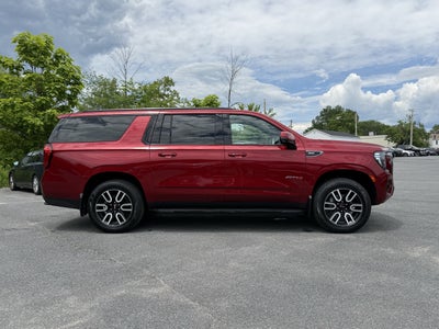 2022 GMC Yukon XL AT4
