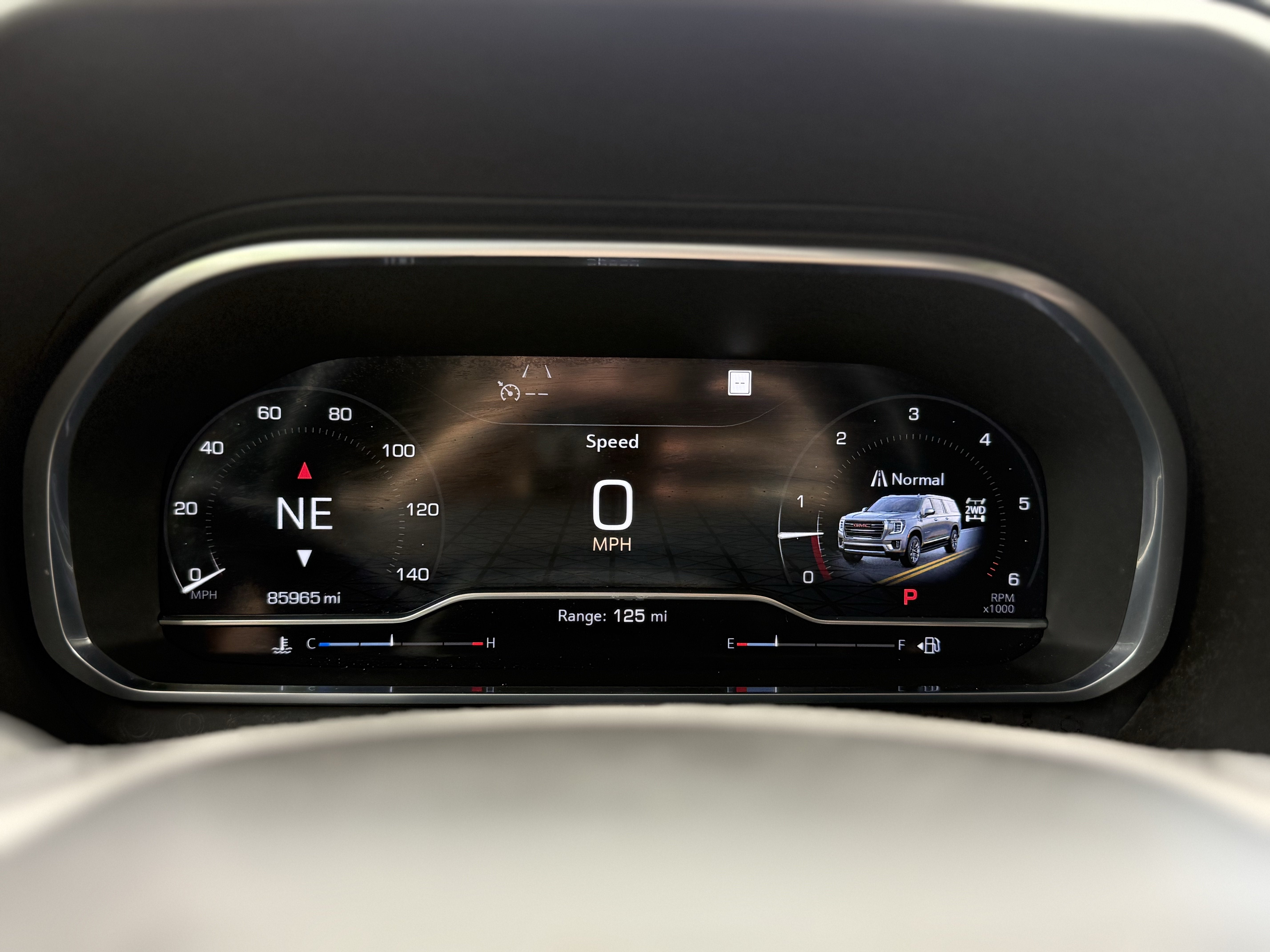 2022 GMC Yukon XL AT4