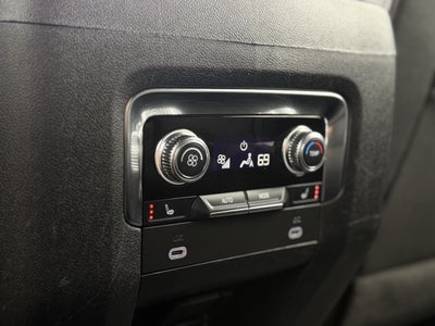 2022 GMC Yukon XL AT4