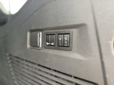 2022 GMC Yukon XL AT4