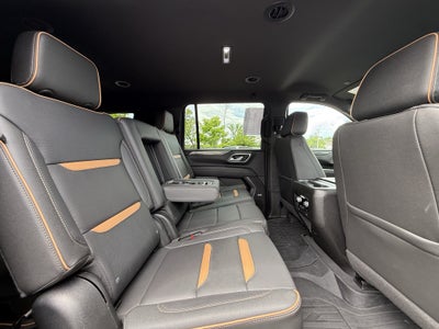 2022 GMC Yukon XL AT4