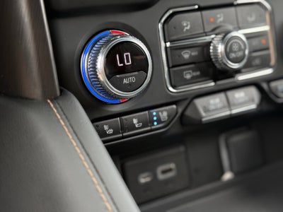 2022 GMC Yukon XL AT4