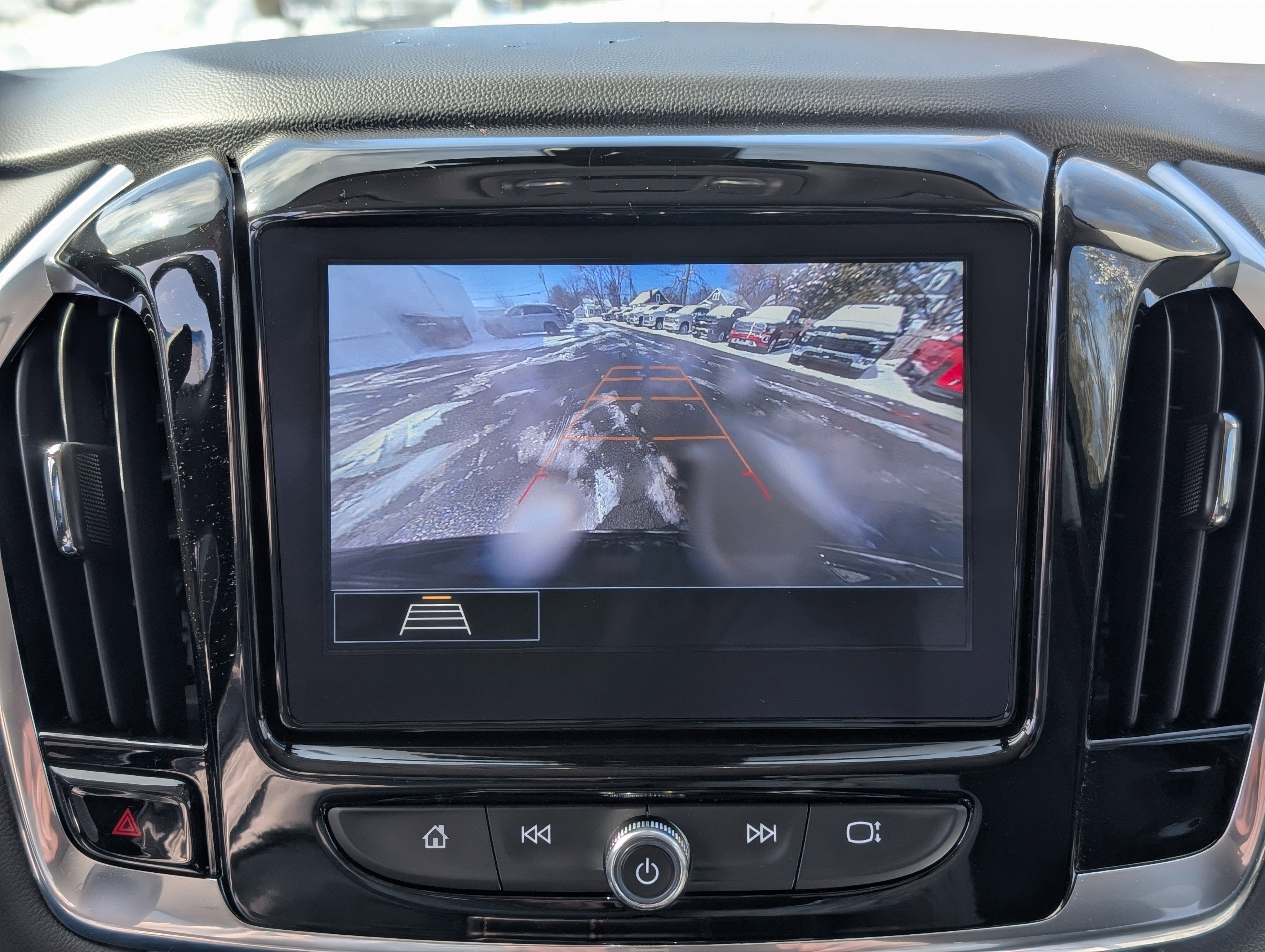 2021 Chevrolet Traverse LT Cloth