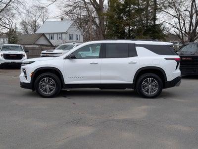 2025 Chevrolet Traverse LT