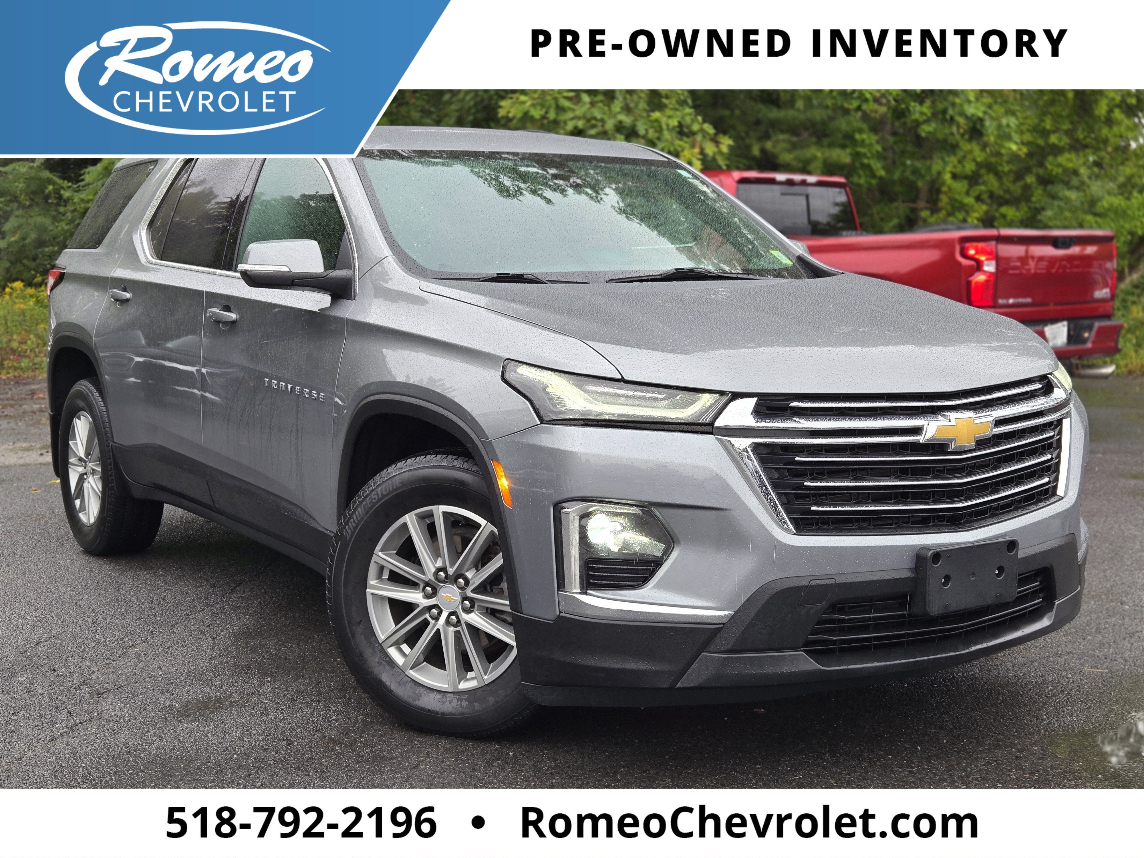 2023 Chevrolet Traverse LT Leather