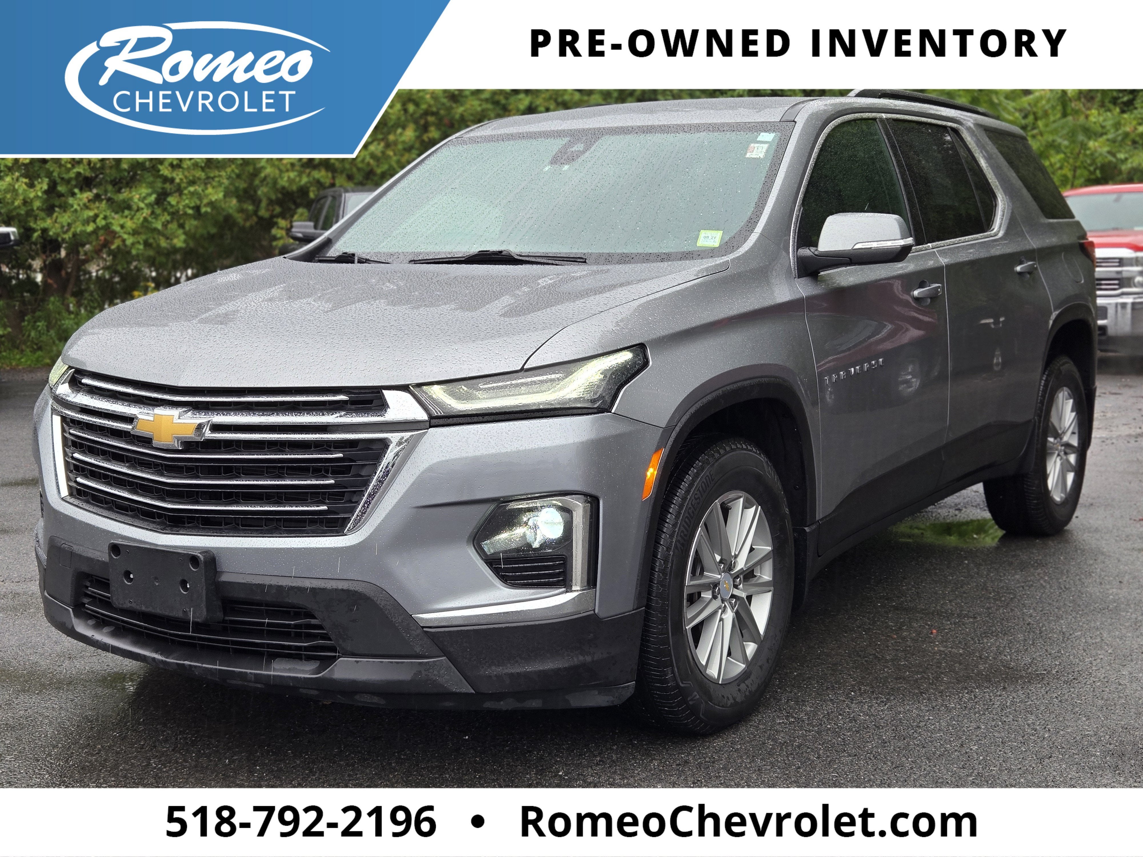 2023 Chevrolet Traverse LT Leather