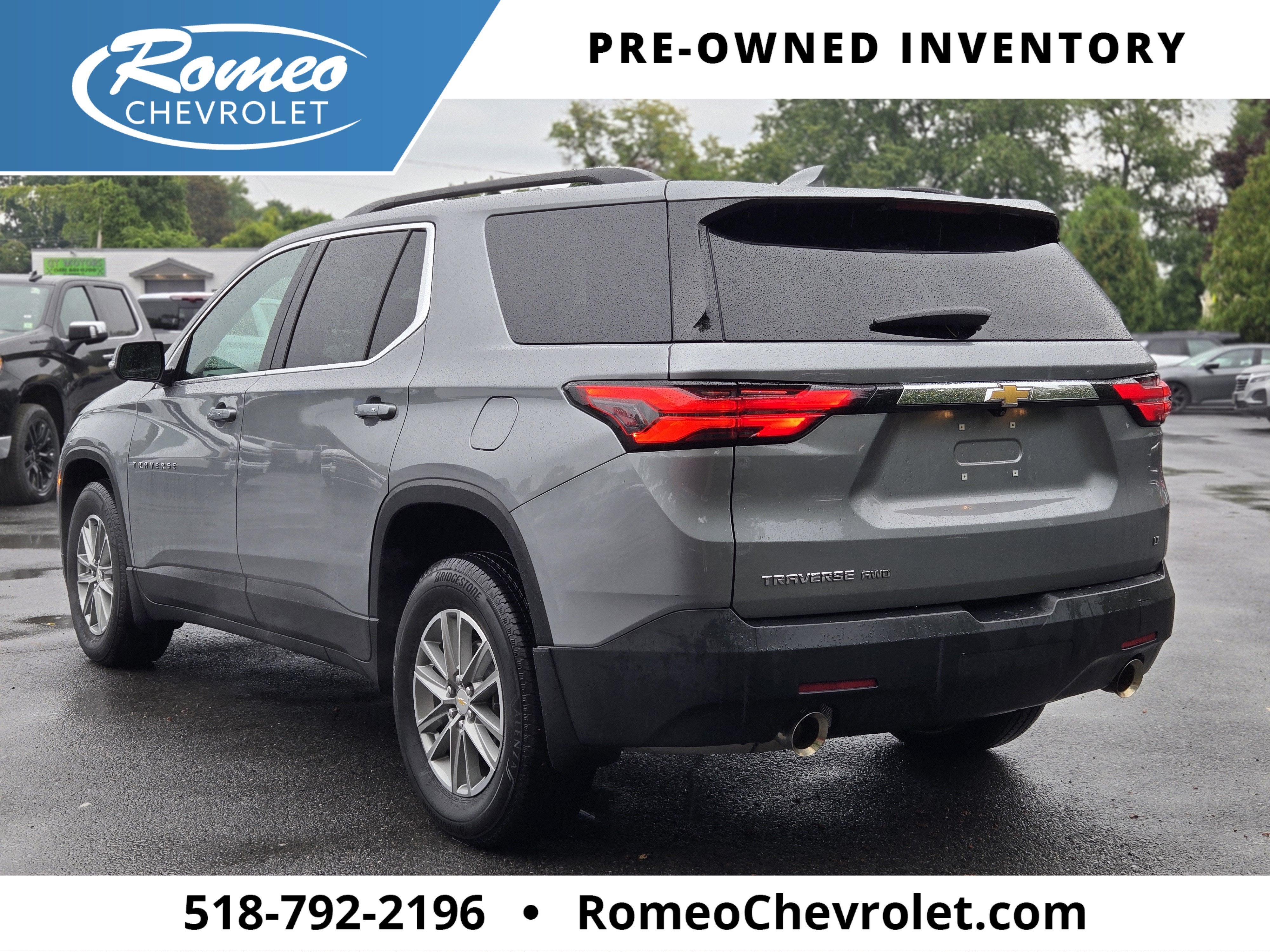 2023 Chevrolet Traverse LT Leather