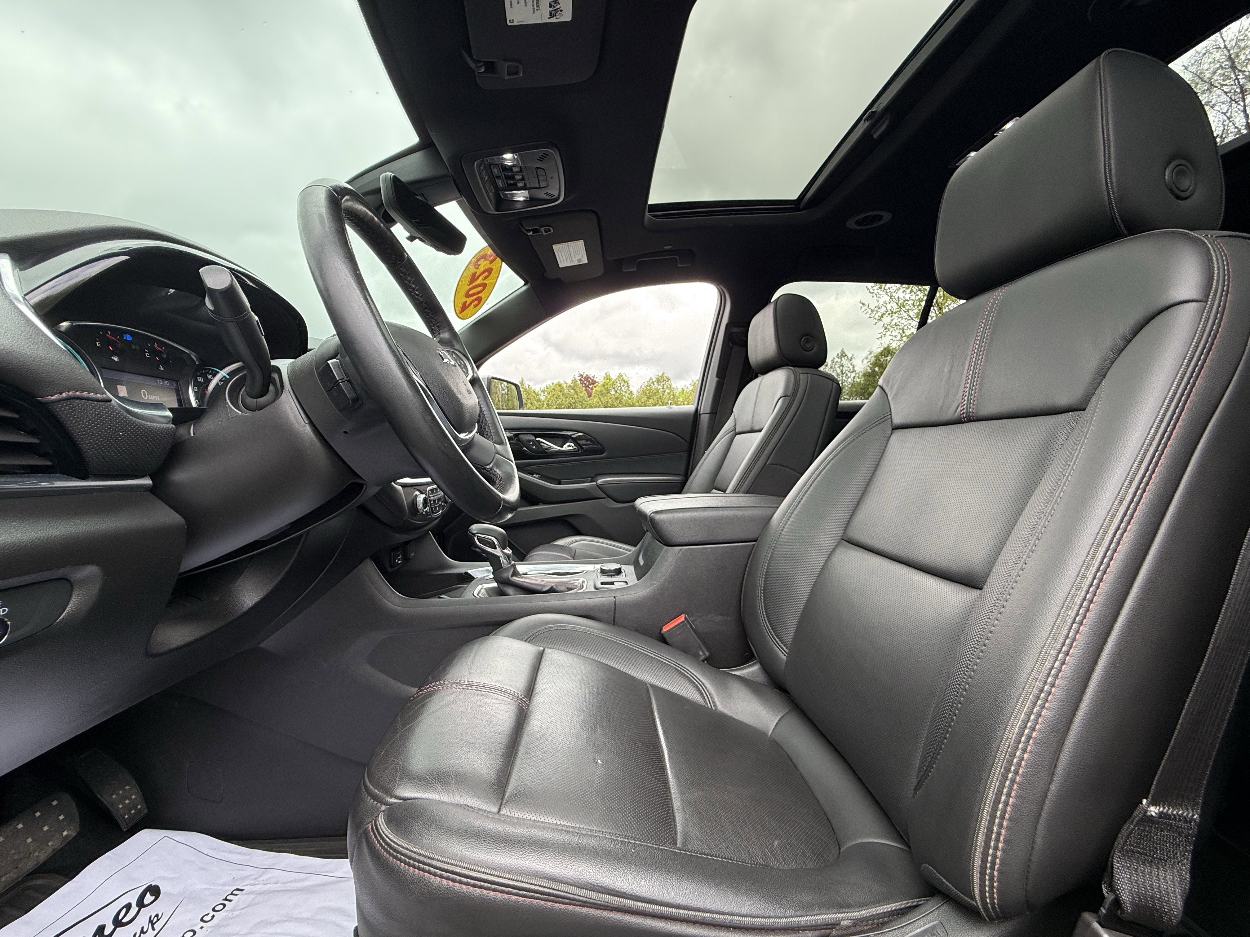 2023 Chevrolet Traverse RS