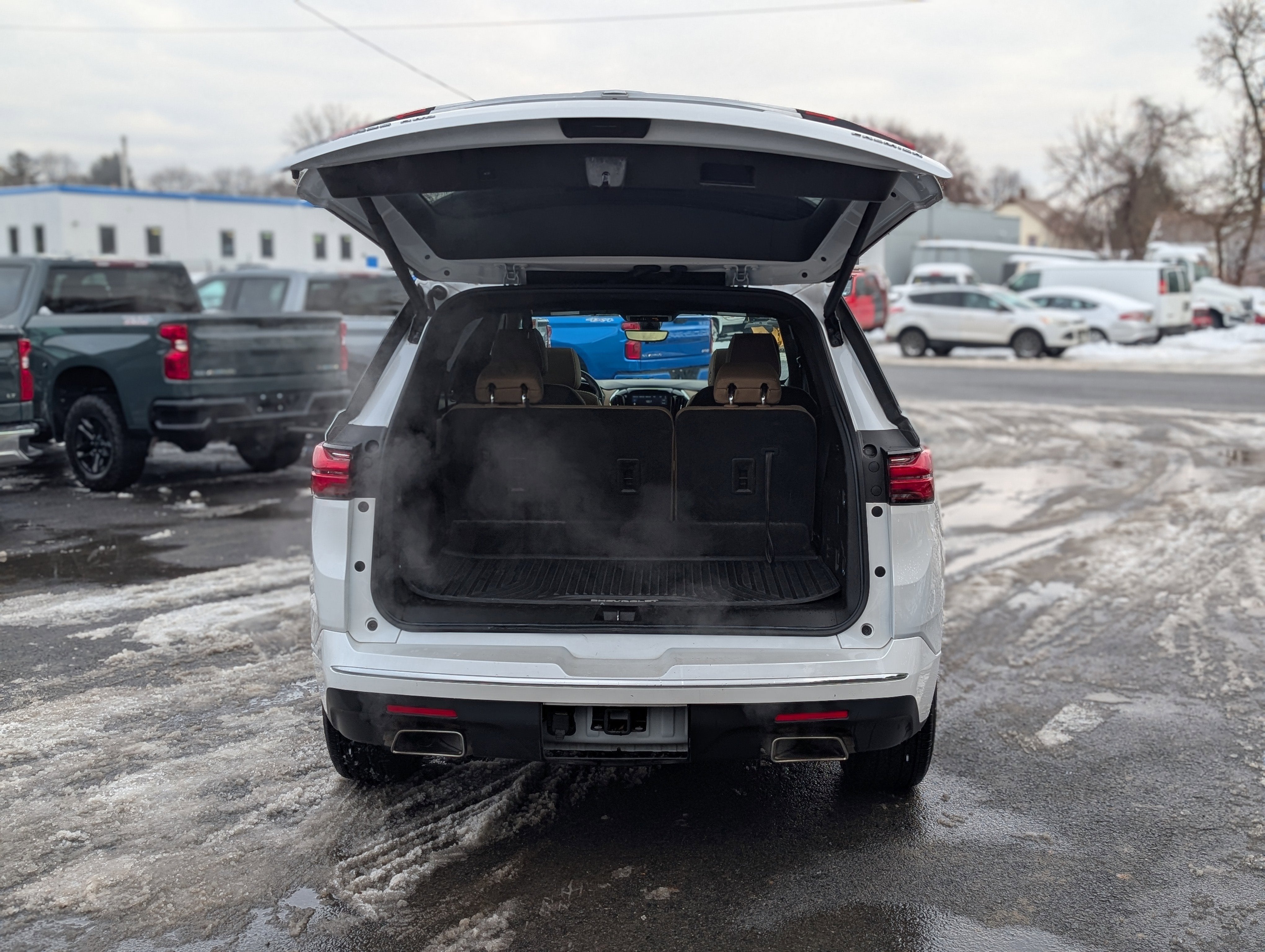 2023 Chevrolet Traverse Premier