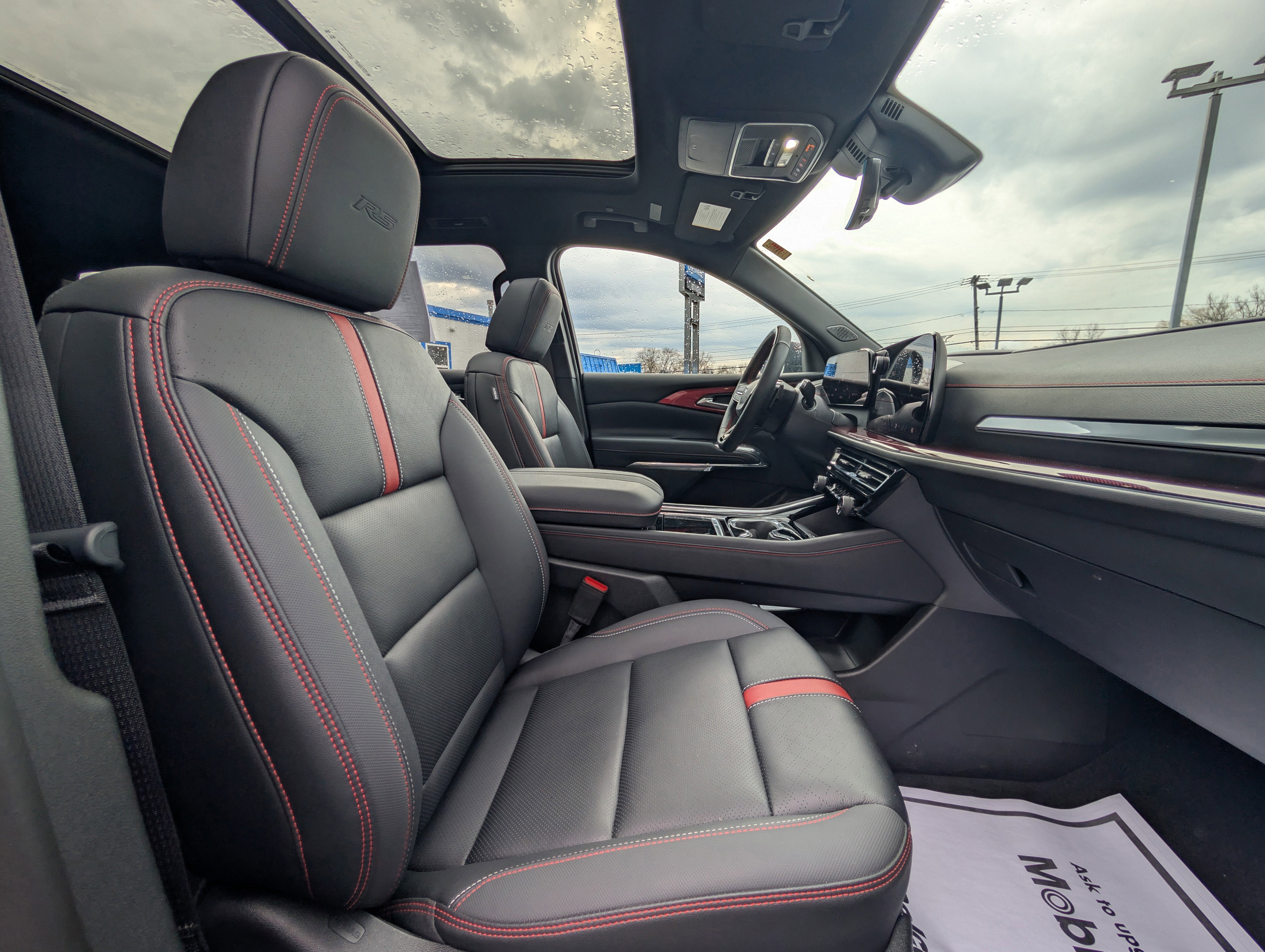 2025 Chevrolet Traverse RS