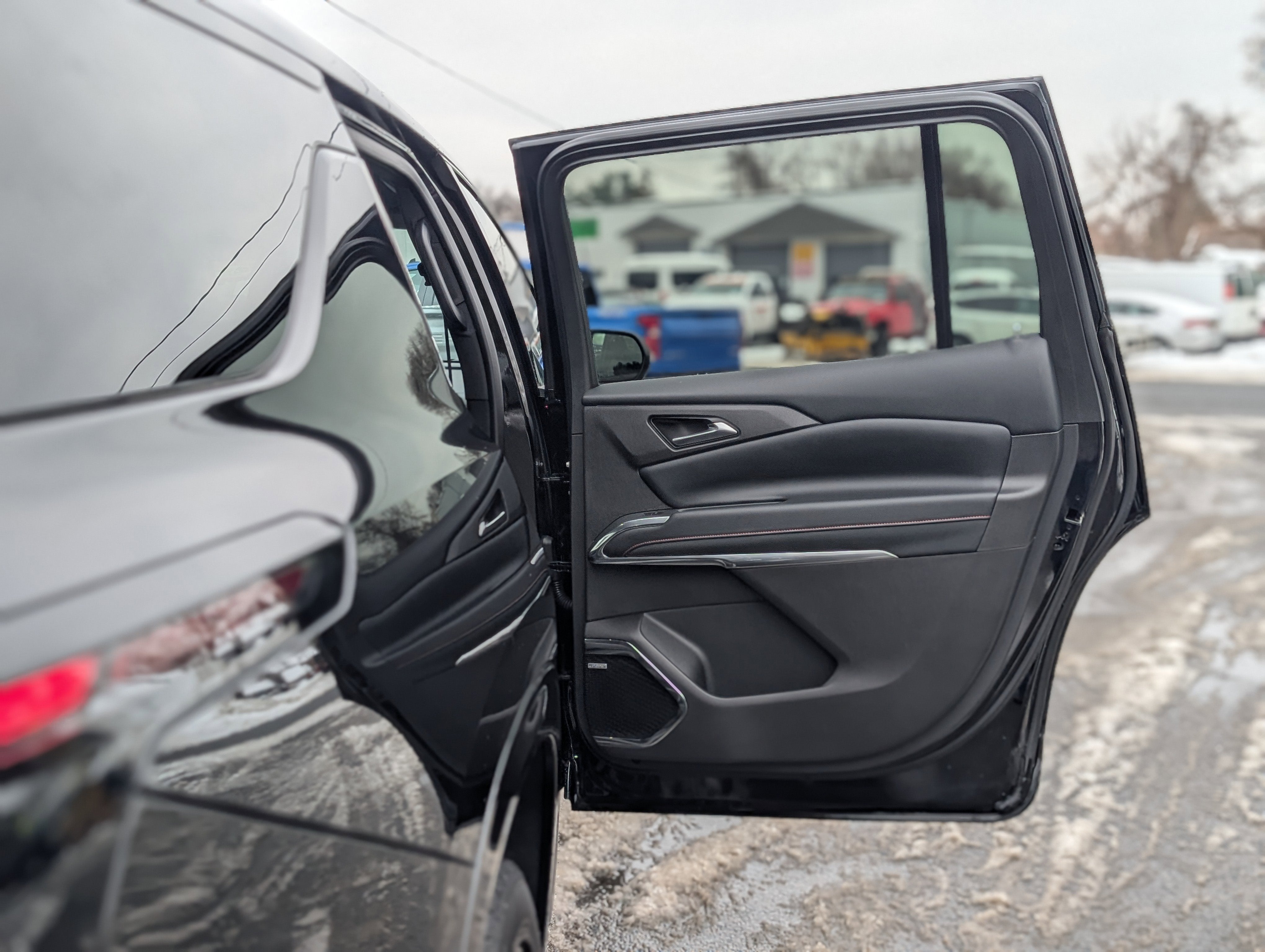 2025 Chevrolet Traverse RS