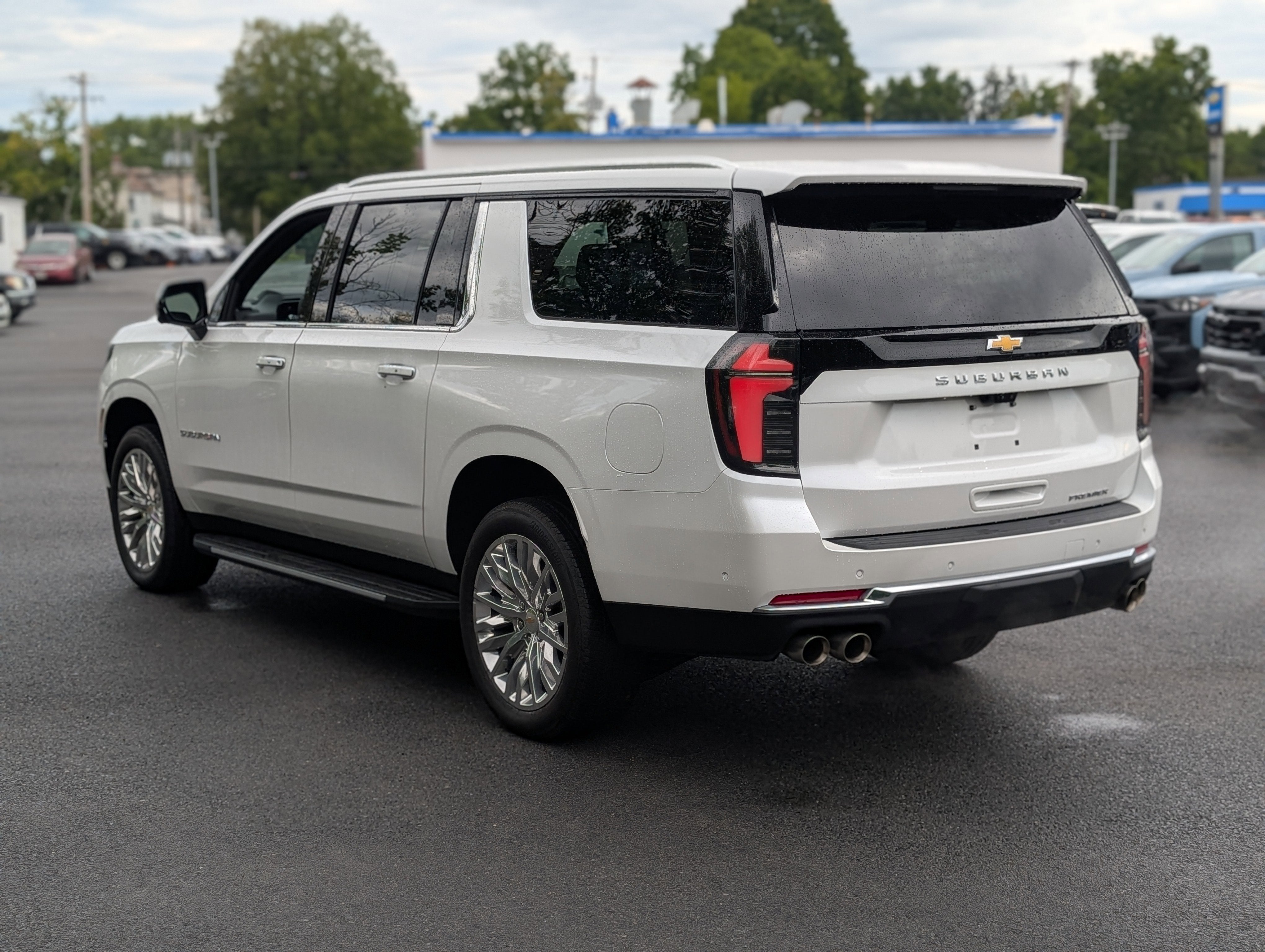 2025 Chevrolet Suburban Premier