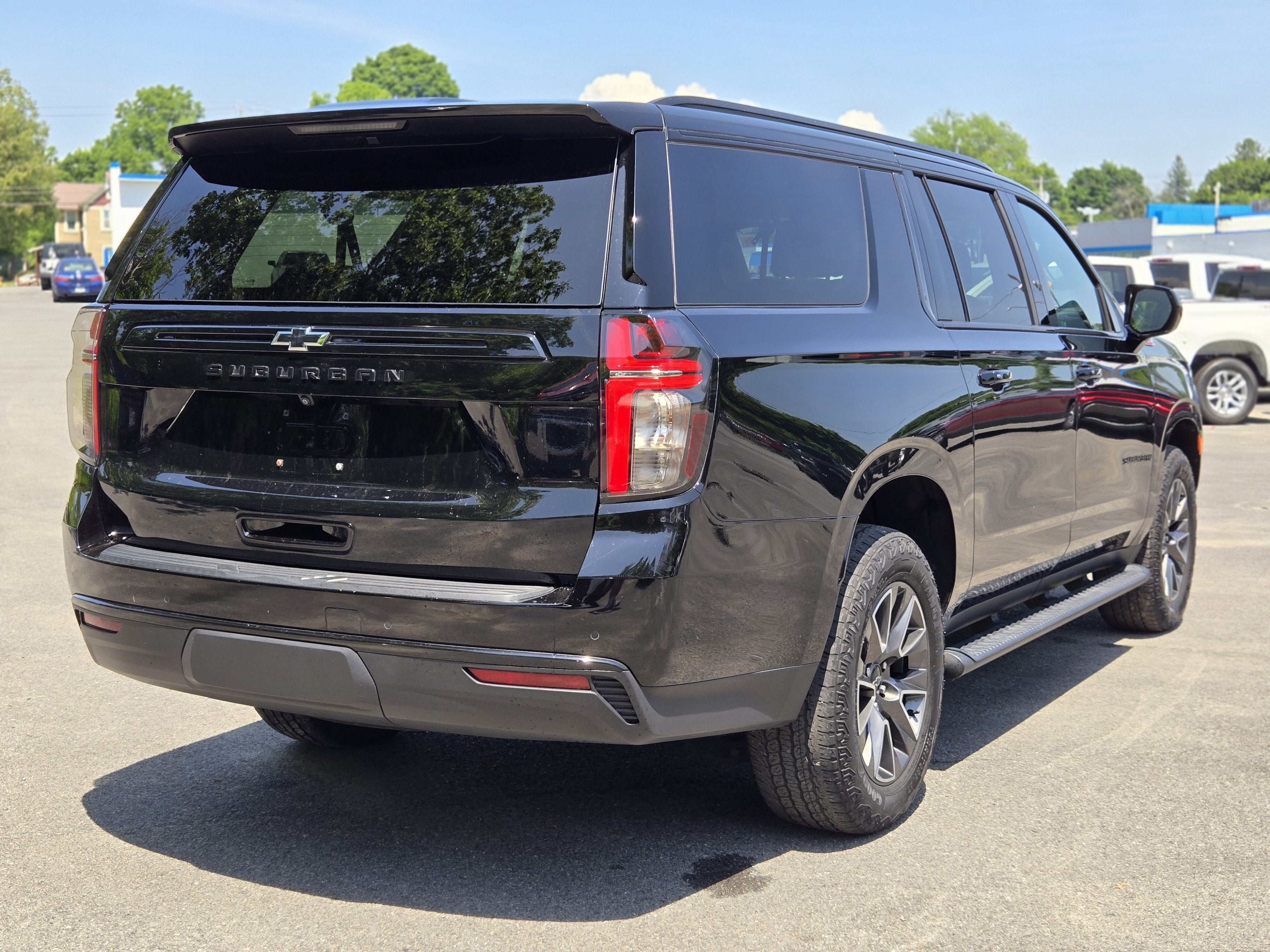 2023 Chevrolet Suburban Z71