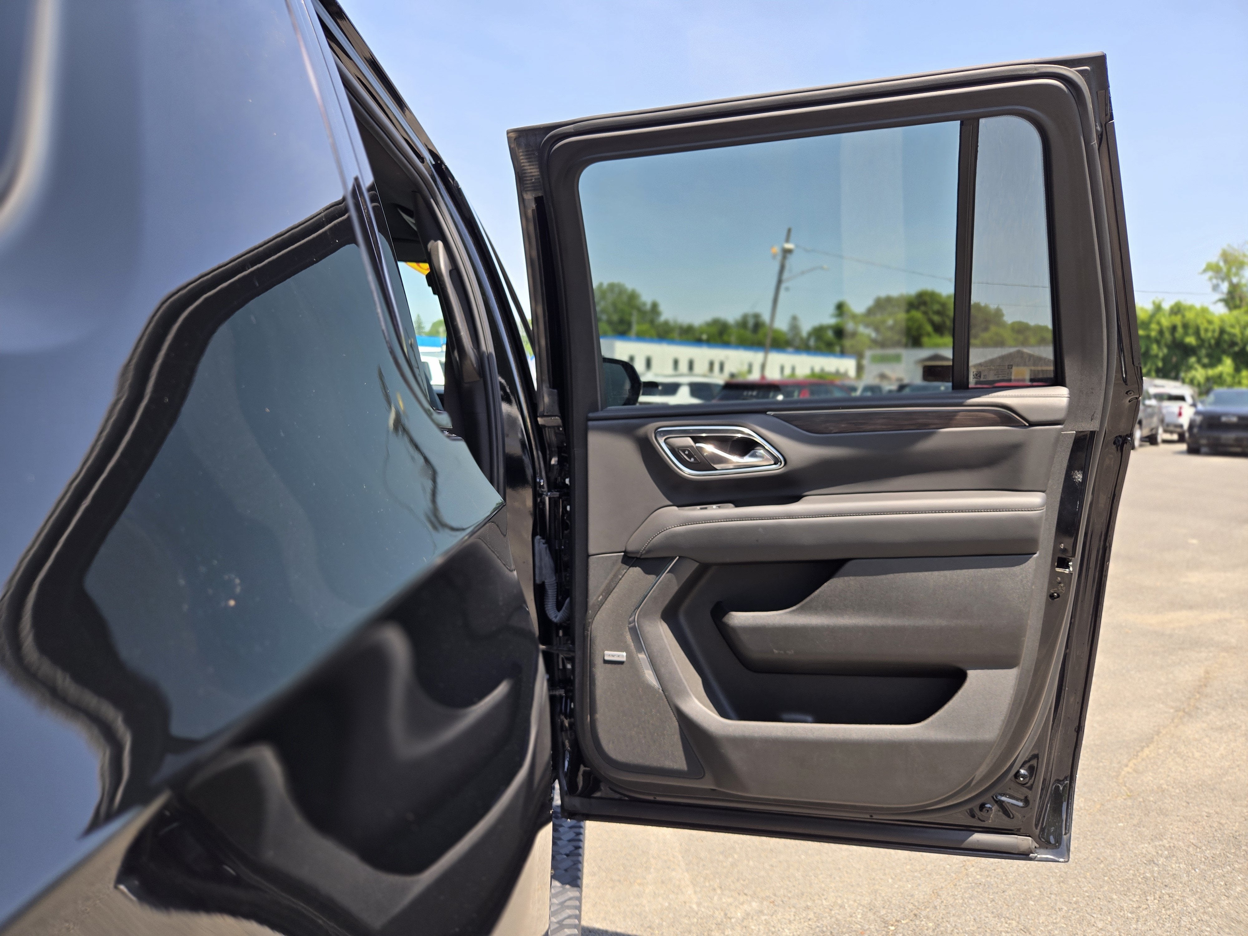 2023 Chevrolet Suburban Z71
