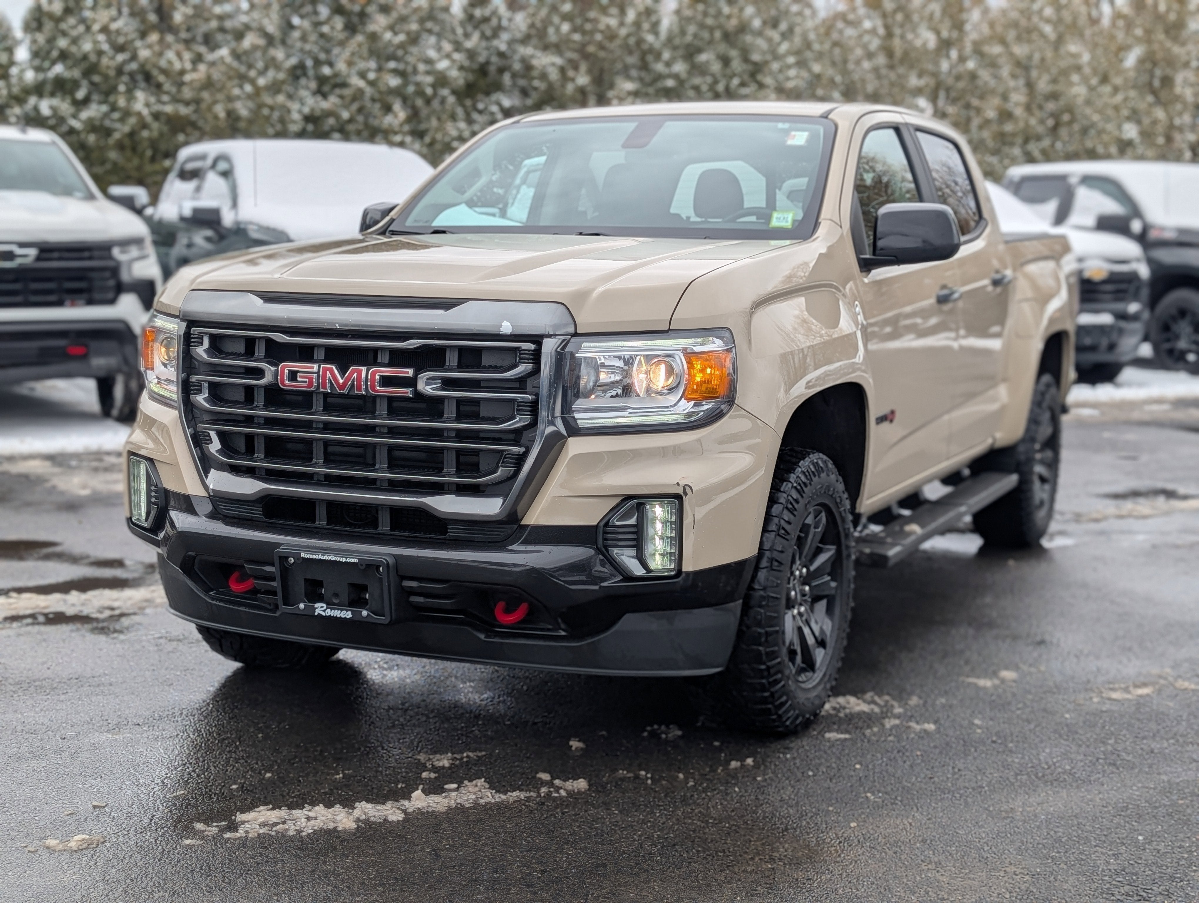 2022 GMC Canyon AT4 - Leather