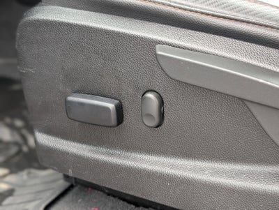 2022 GMC Canyon AT4 - Leather