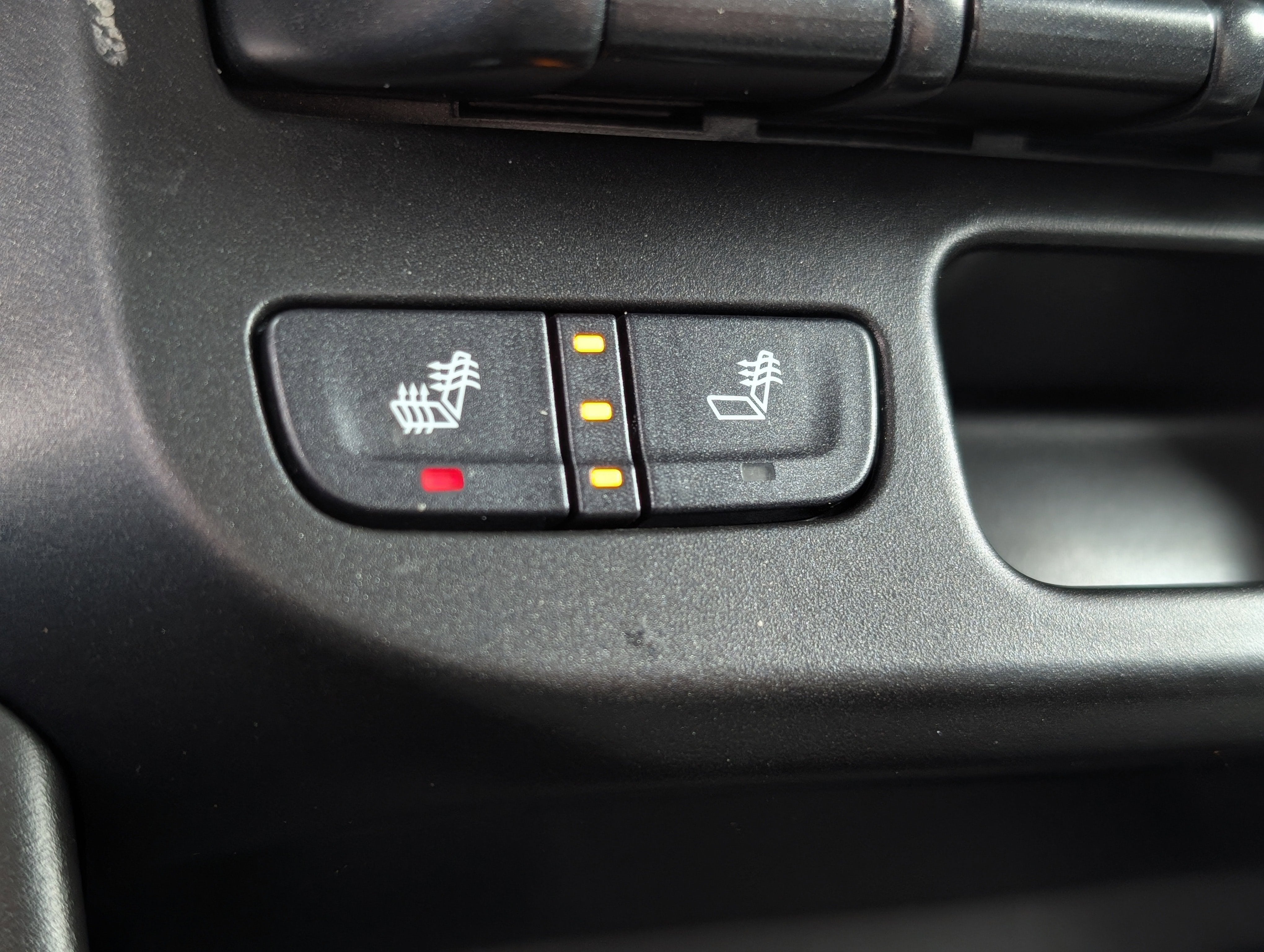 2022 GMC Canyon AT4 - Leather