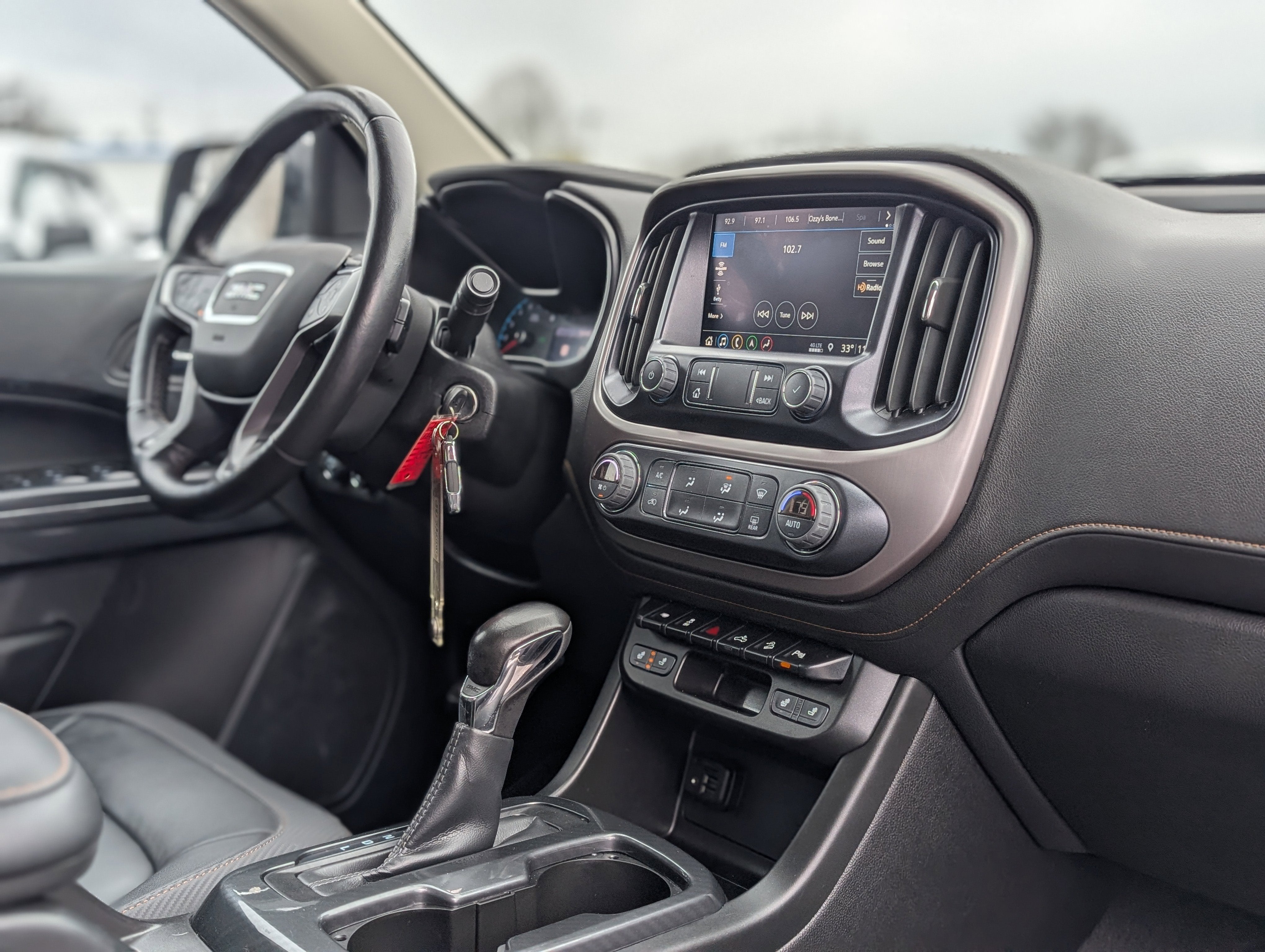 2022 GMC Canyon AT4 - Leather