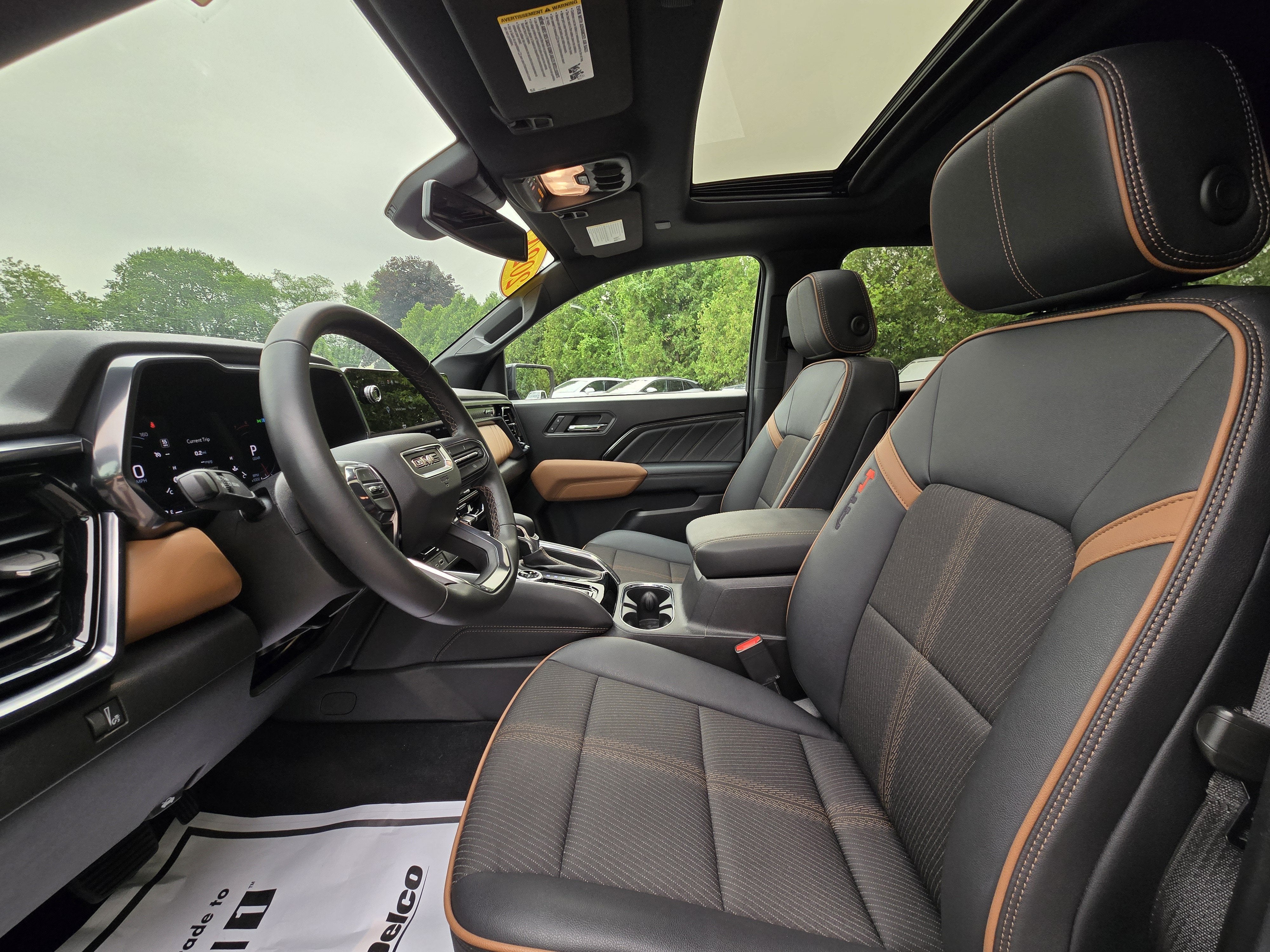 2024 GMC Canyon AT4