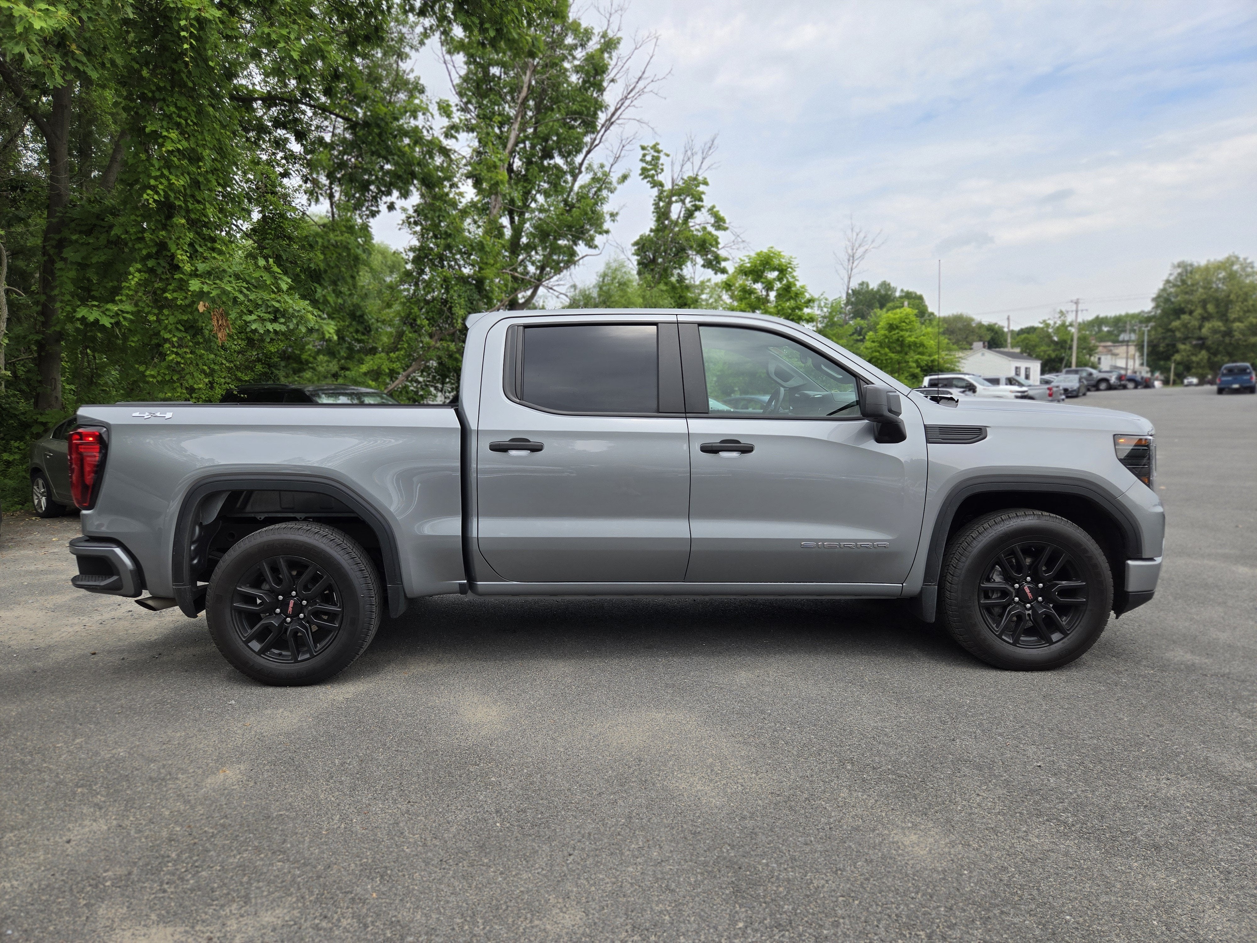 2024 GMC Sierra 1500 Pro