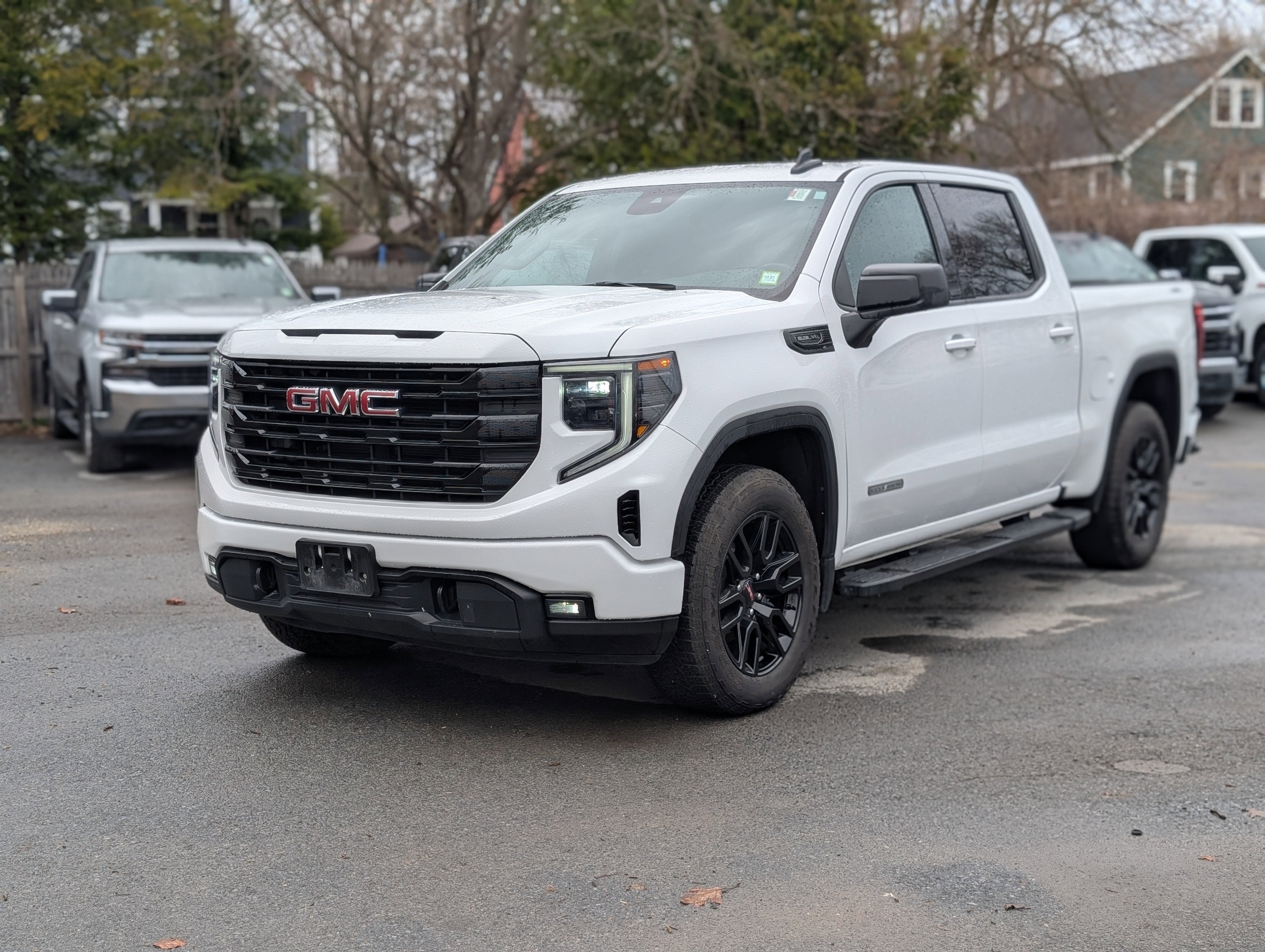 2025 GMC Sierra 1500 Elevation