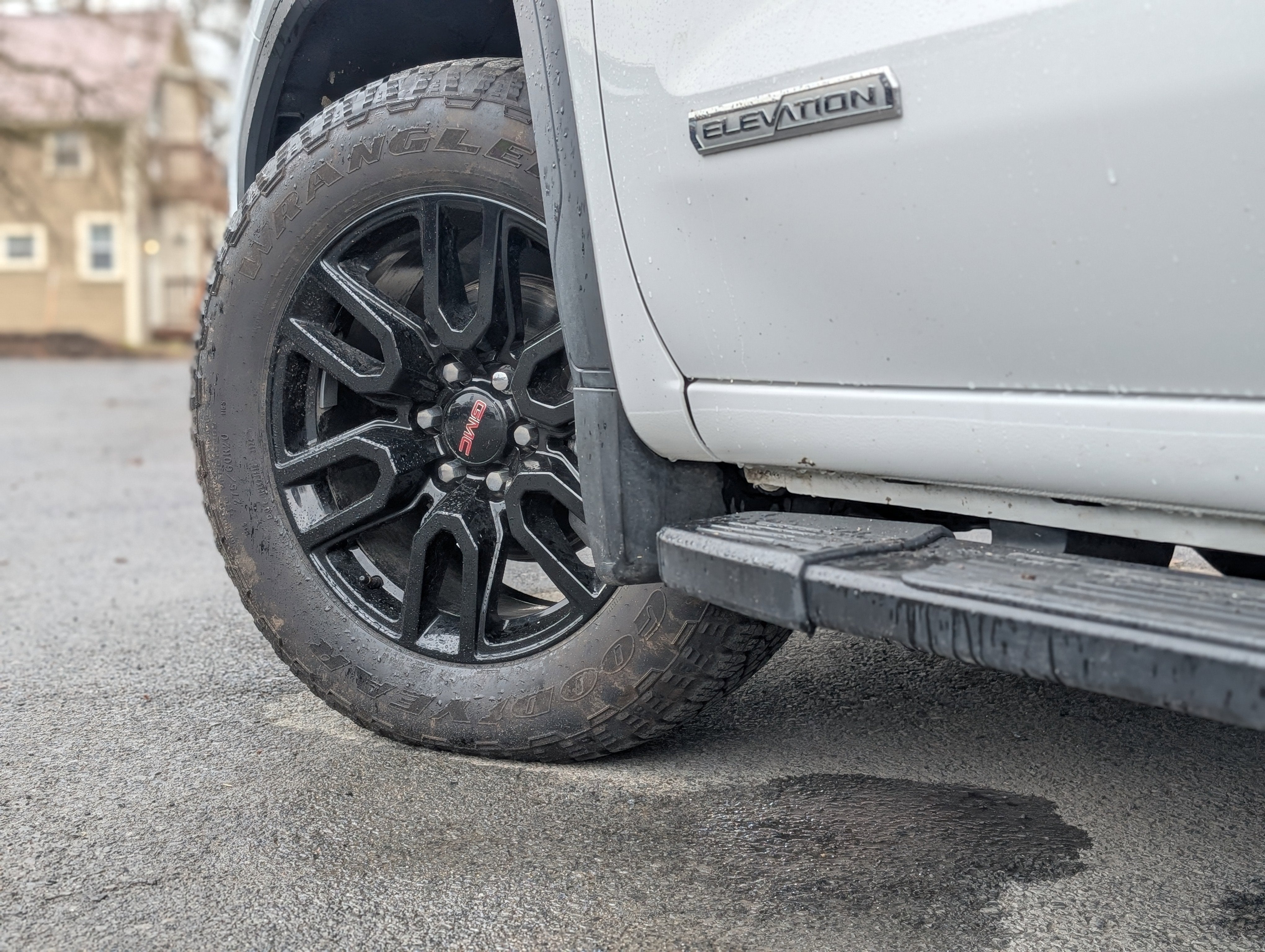 2025 GMC Sierra 1500 Elevation