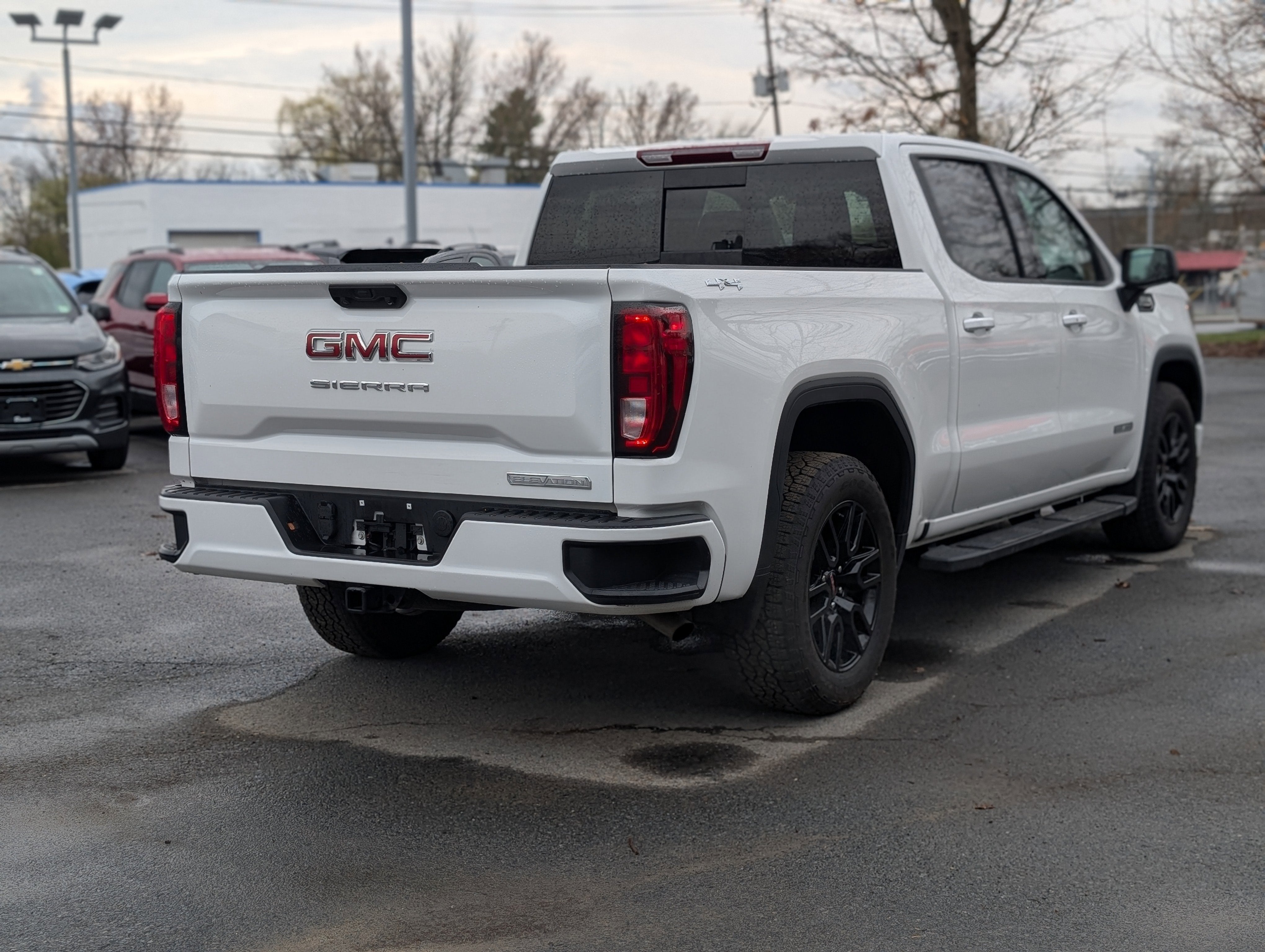 2025 GMC Sierra 1500 Elevation